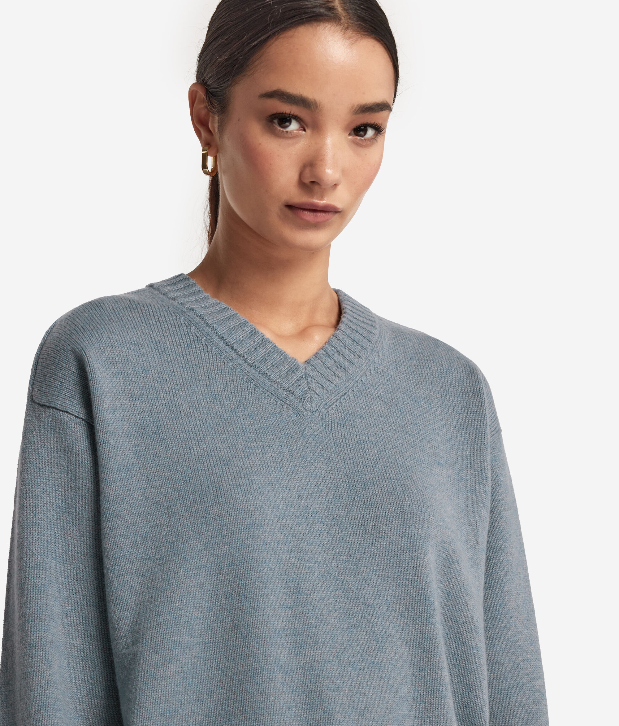 Pullover mit V-Ausschnitt und Sattelschulter aus Kaschmir Ultrasoft
