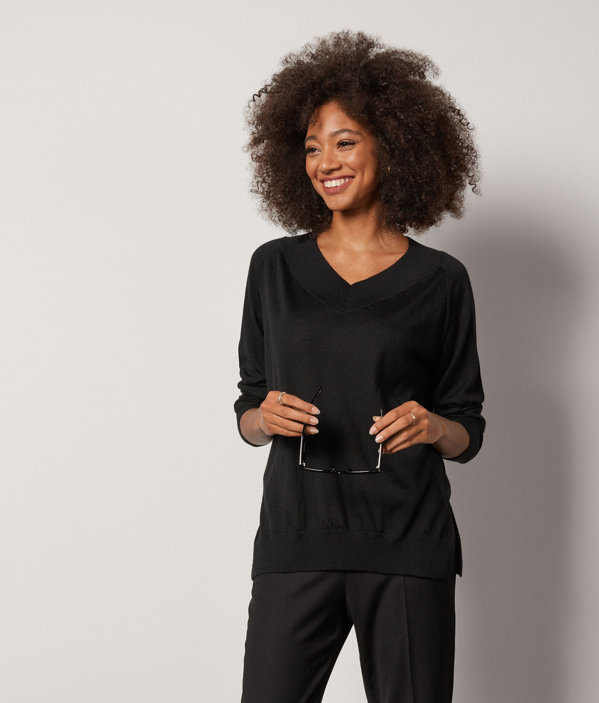 Ultrafine Cashmere V-Neck Jumper