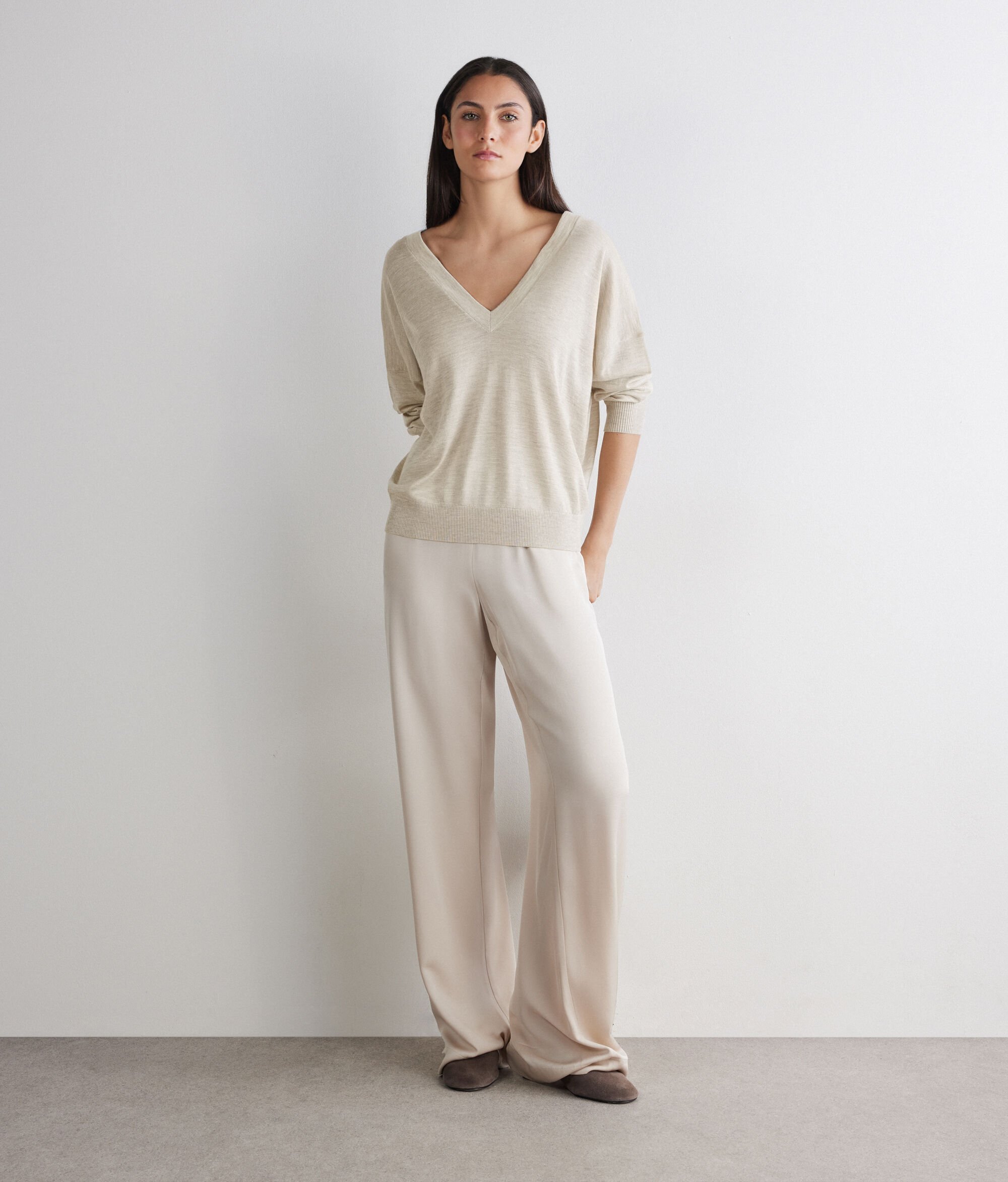 シルクファインカシミヤ ダブルVネック セーター