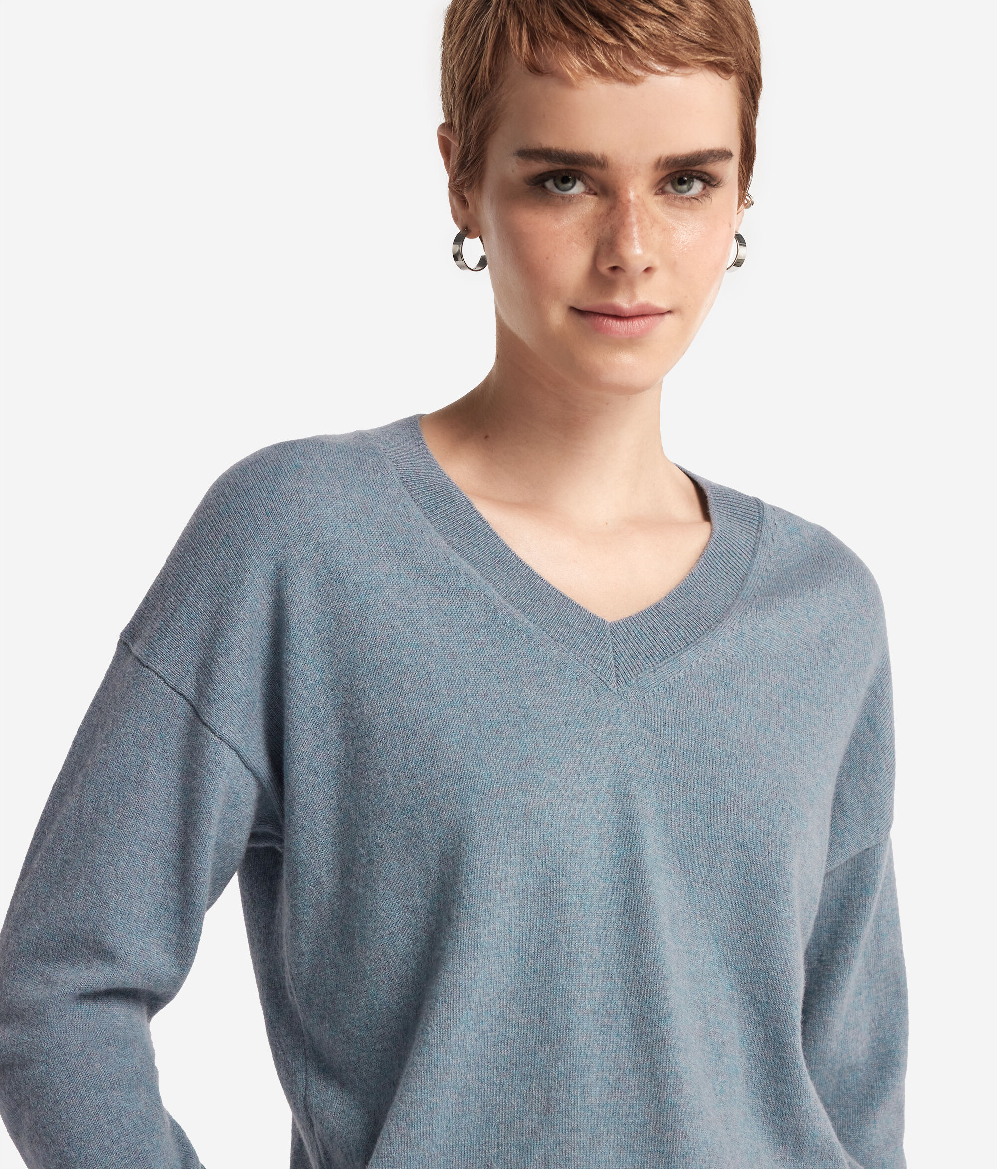 Pull à col V en cachemire ultra-doux