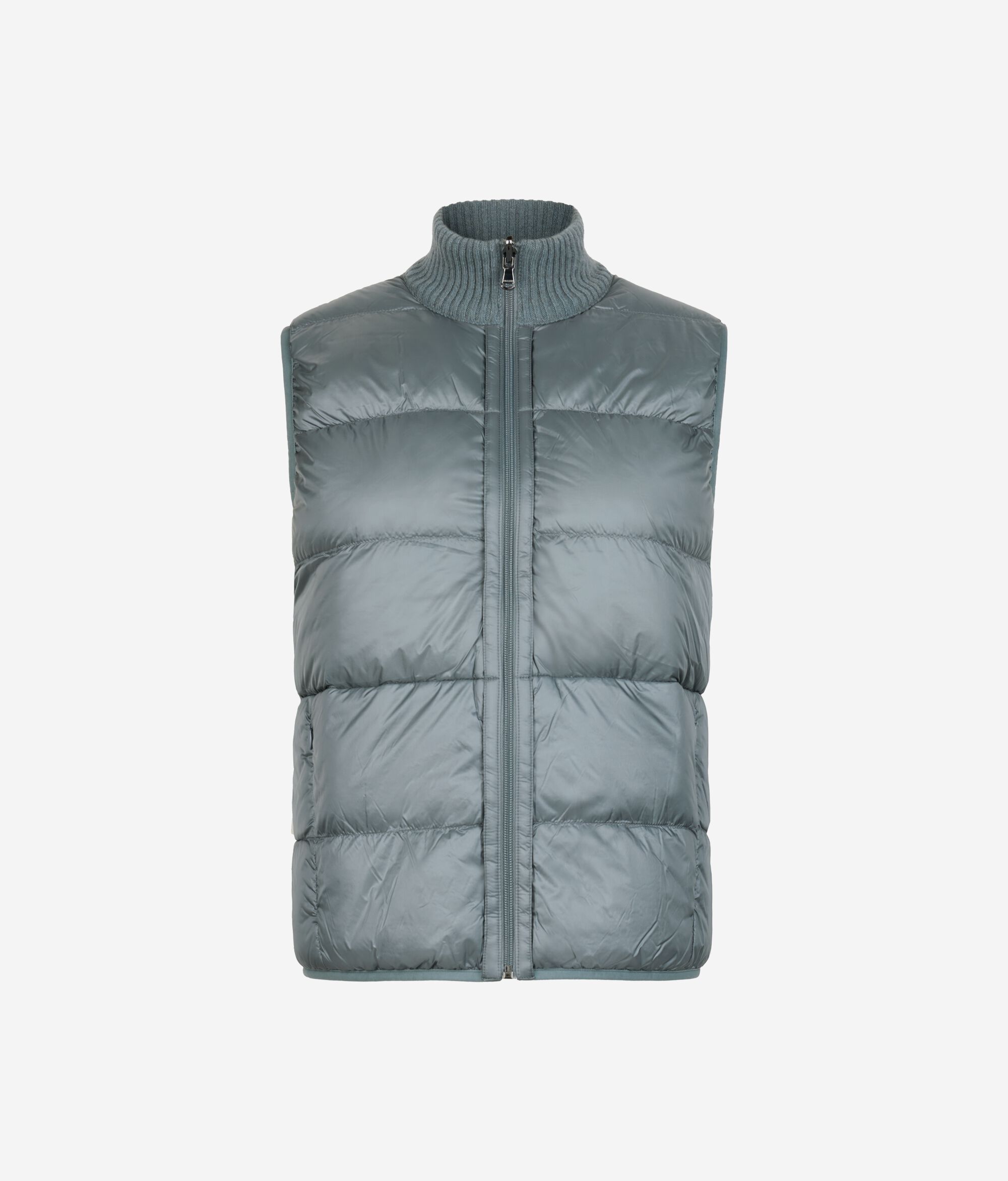 Двусторонний пуховый жилет с косами