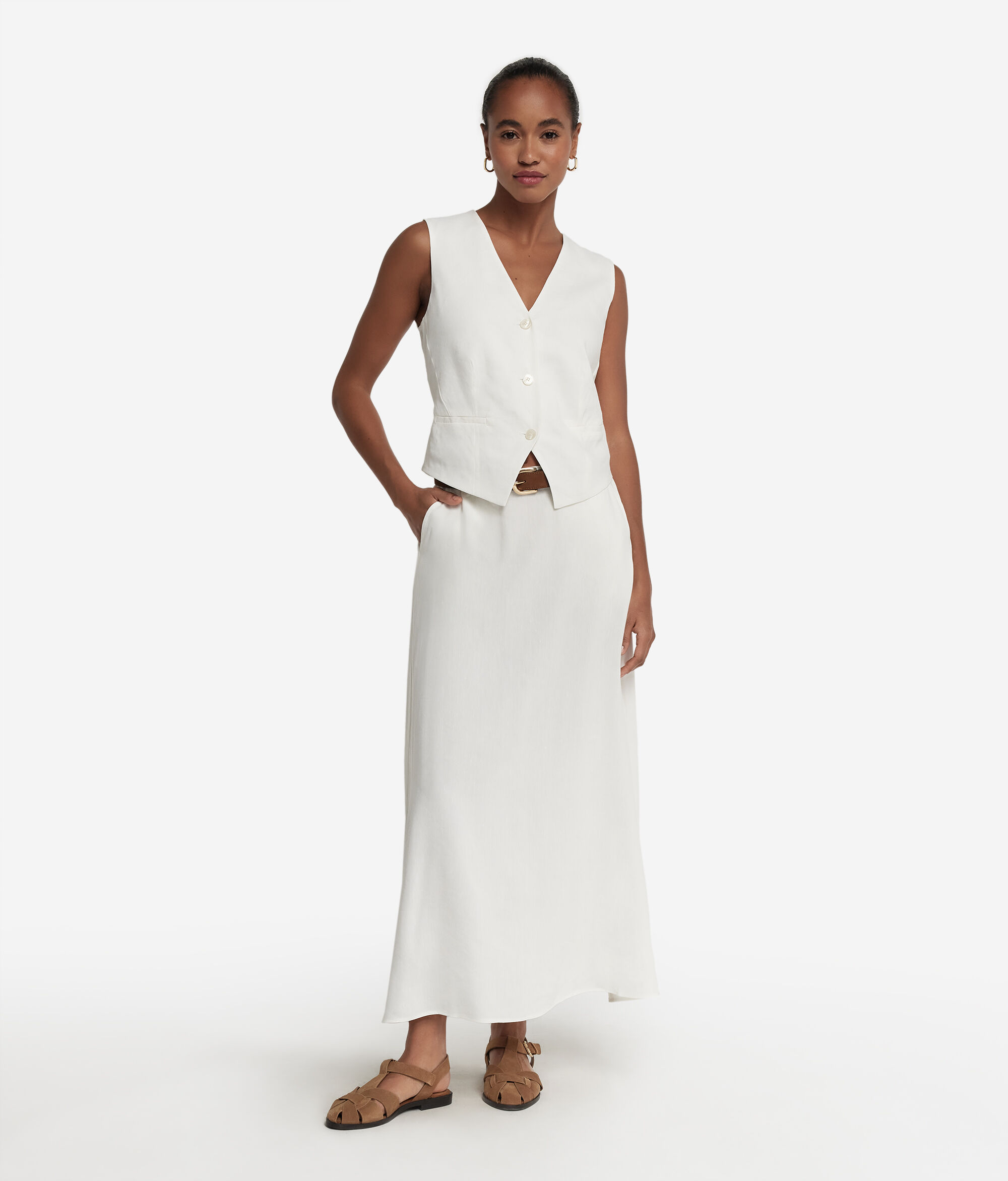 Жилет изо льна и вискозы