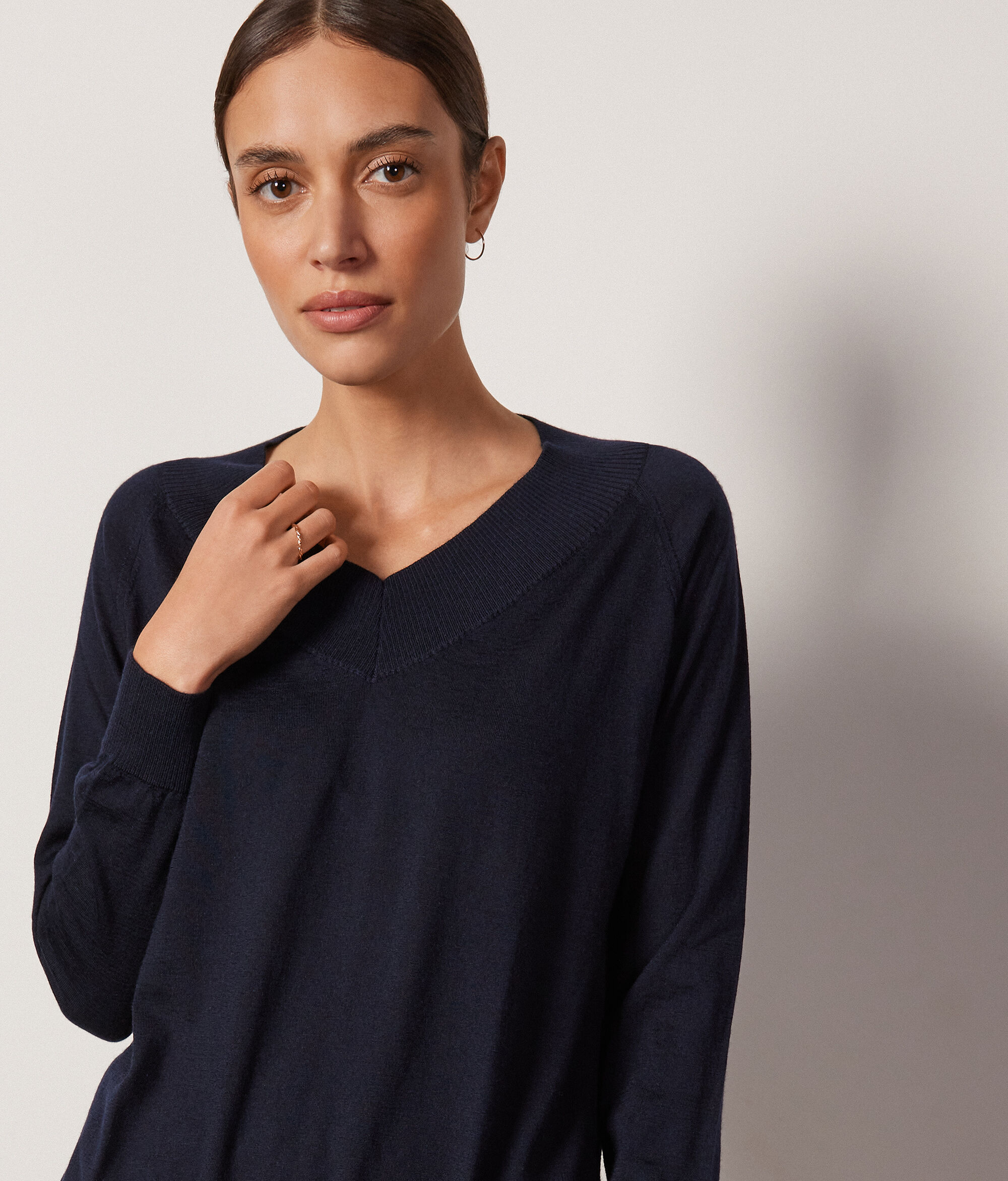 Maglia Scollo V in Cashmere Ultrafine