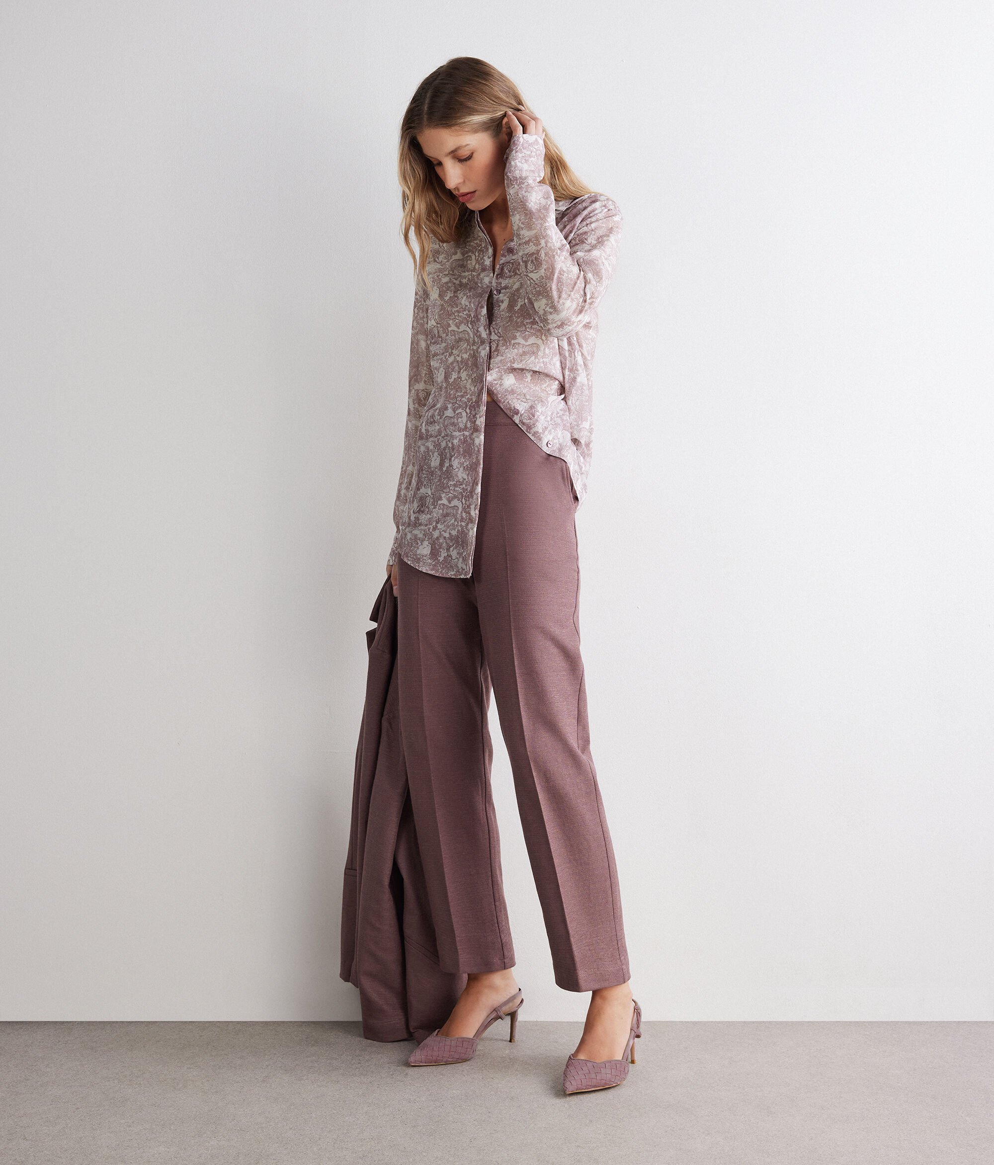 Pantalón waffle de lino y algodón