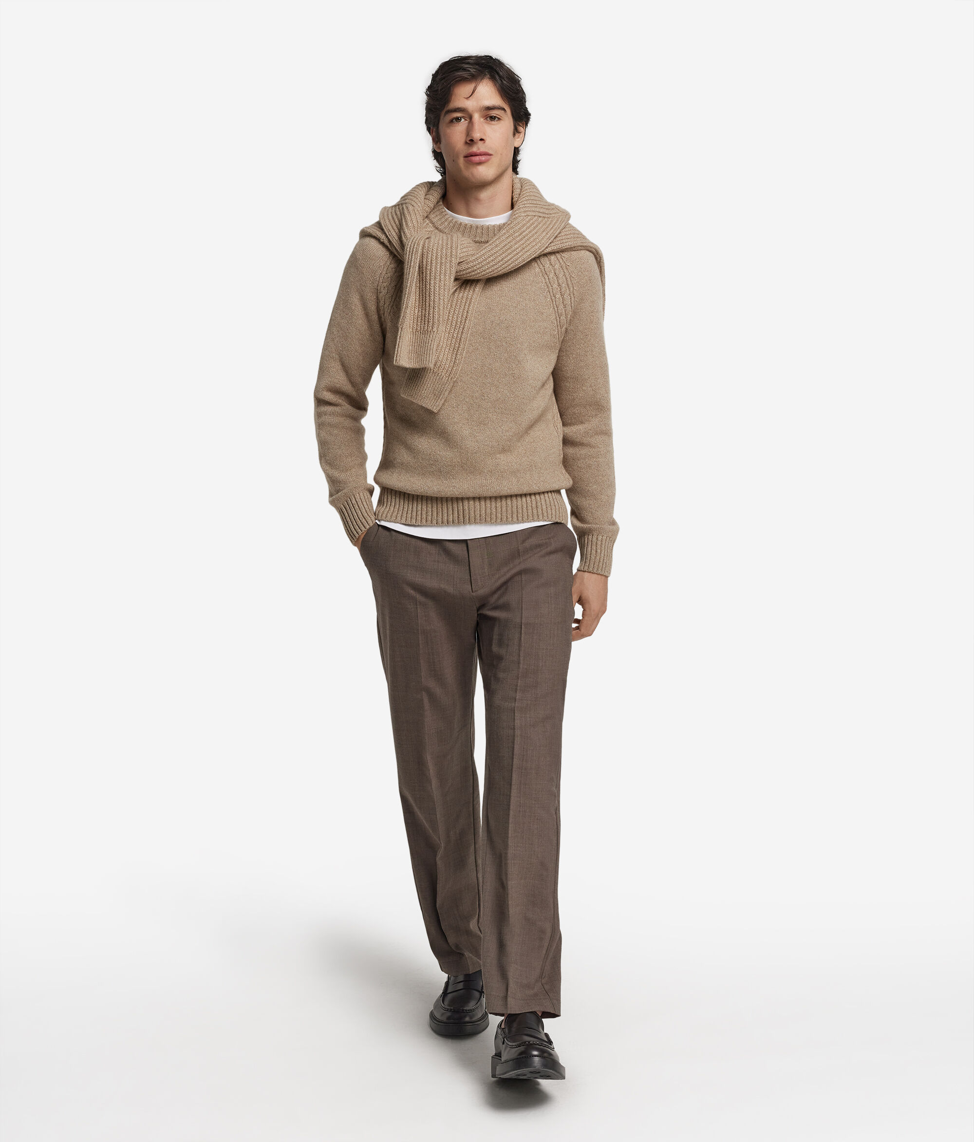 Girocollo con trecce in Ultrasoft Undyed cashmere