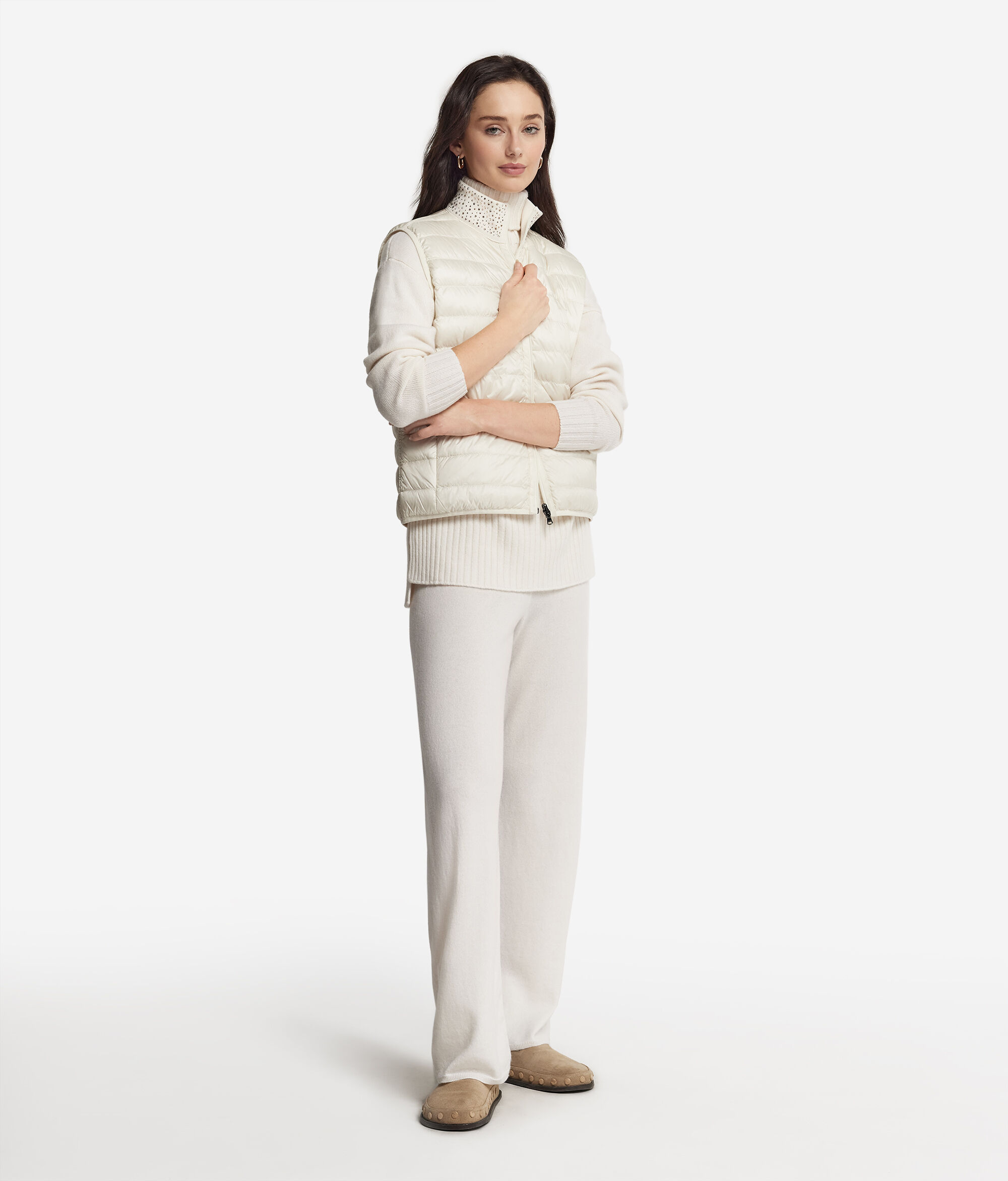 Ultrafine Cashmere Reversible Sleeveless Short Quilted Jacket with Rhinestones