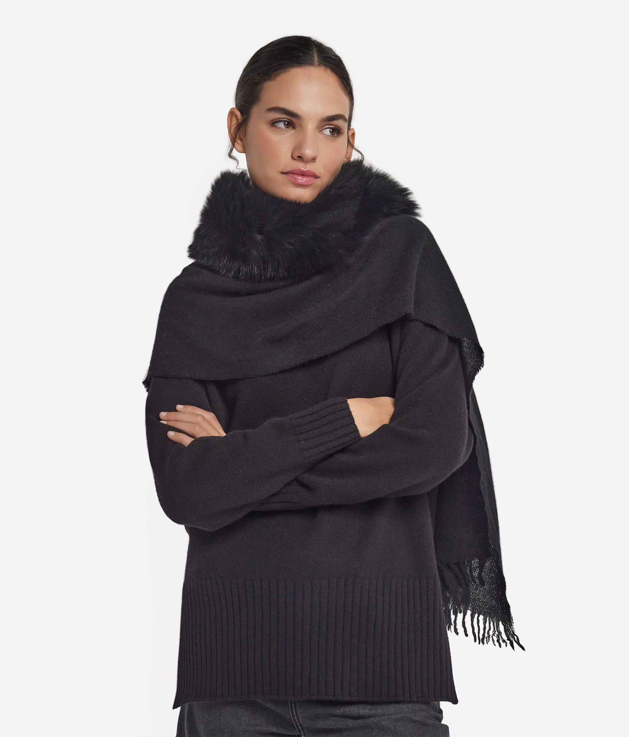 Cashmere Scarf with Fur