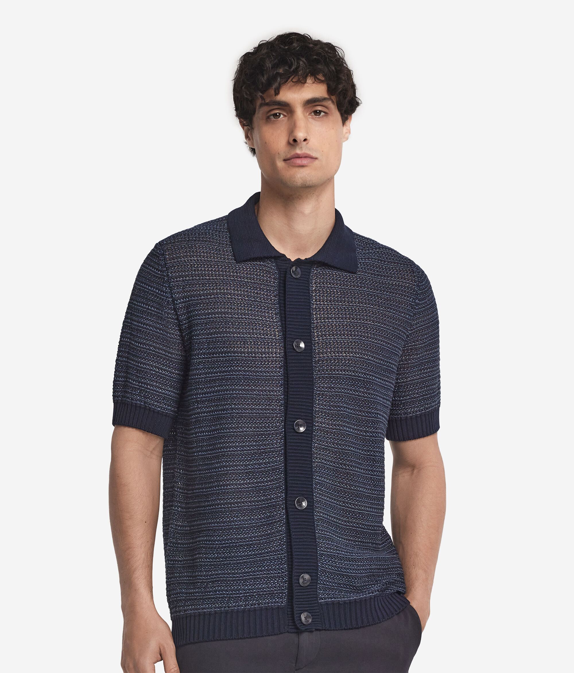 Short-sleeved polo shirt