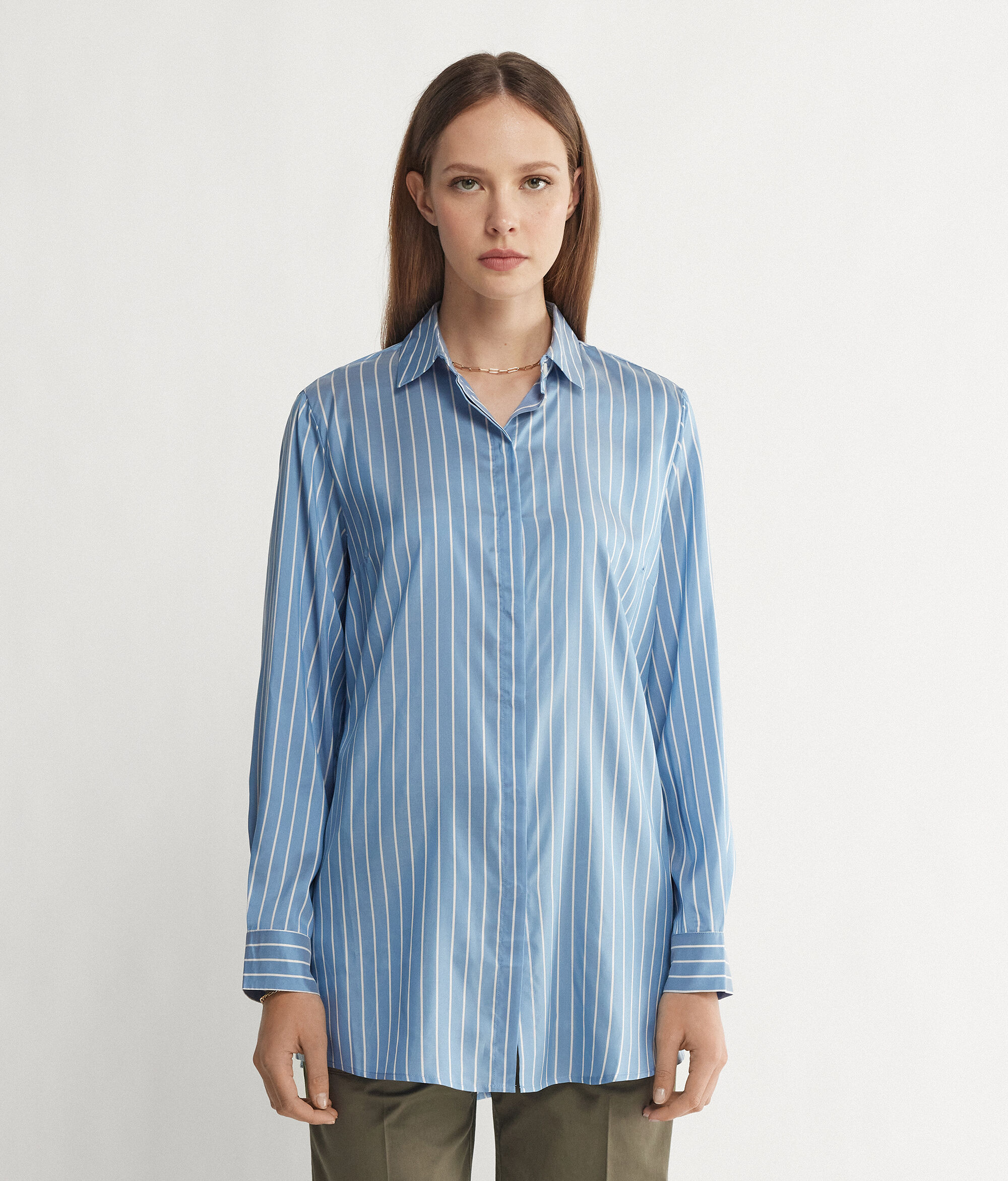 Chemise à rayures en soie