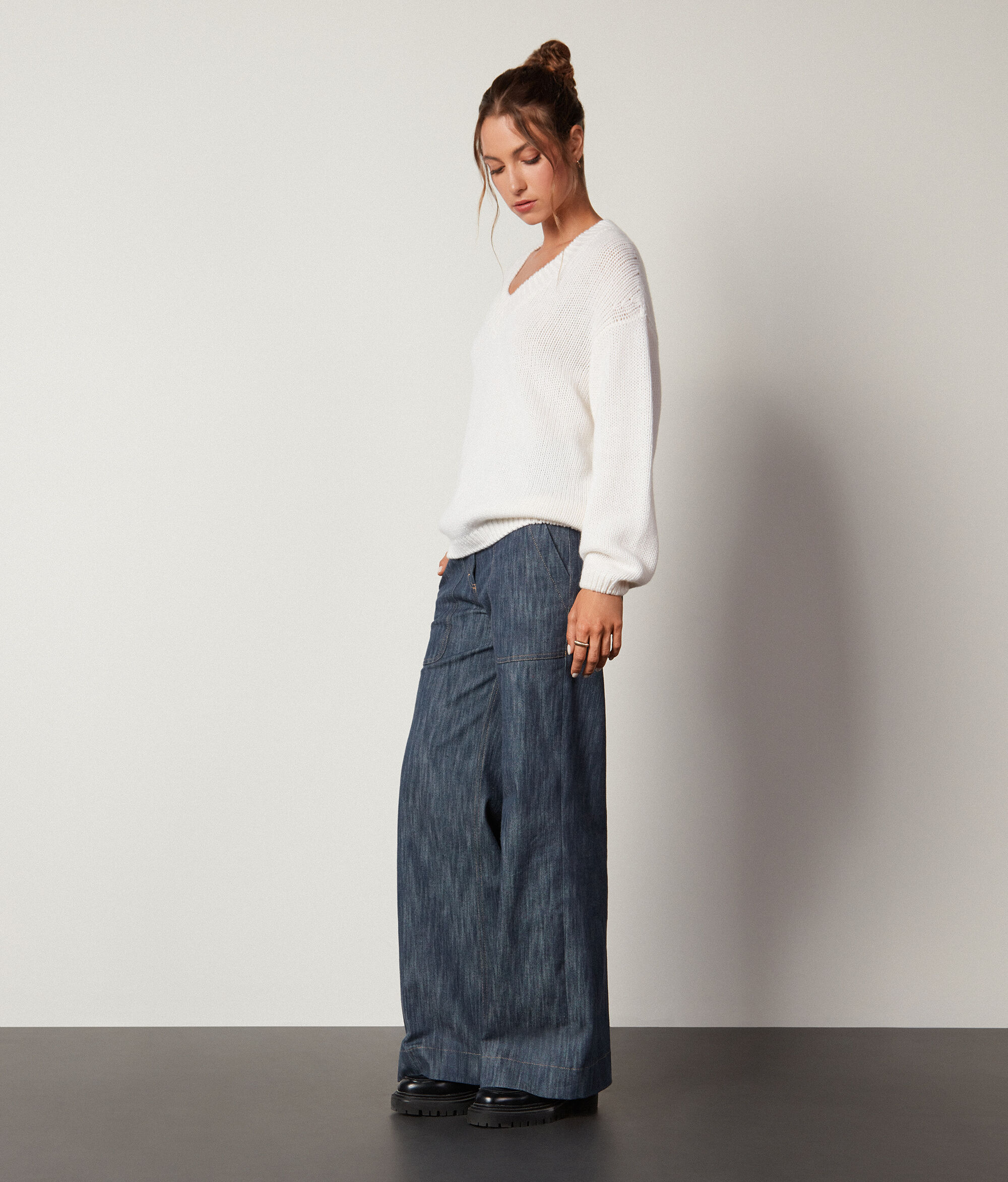 Ultrasoft Cashmere Tricot V-Neck Jumper