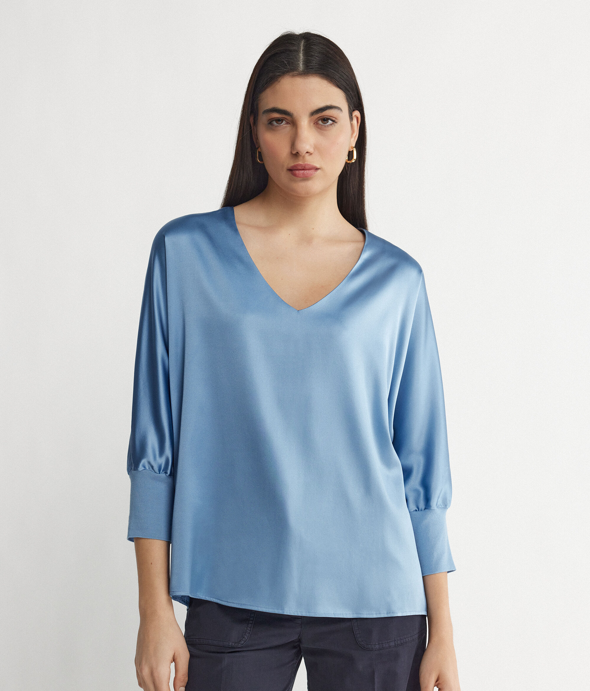 Blouse femme en soie à col en V