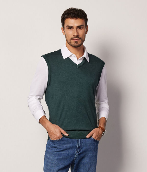 Ultrafine Cashmere Sleeveless V-Neck Jumper