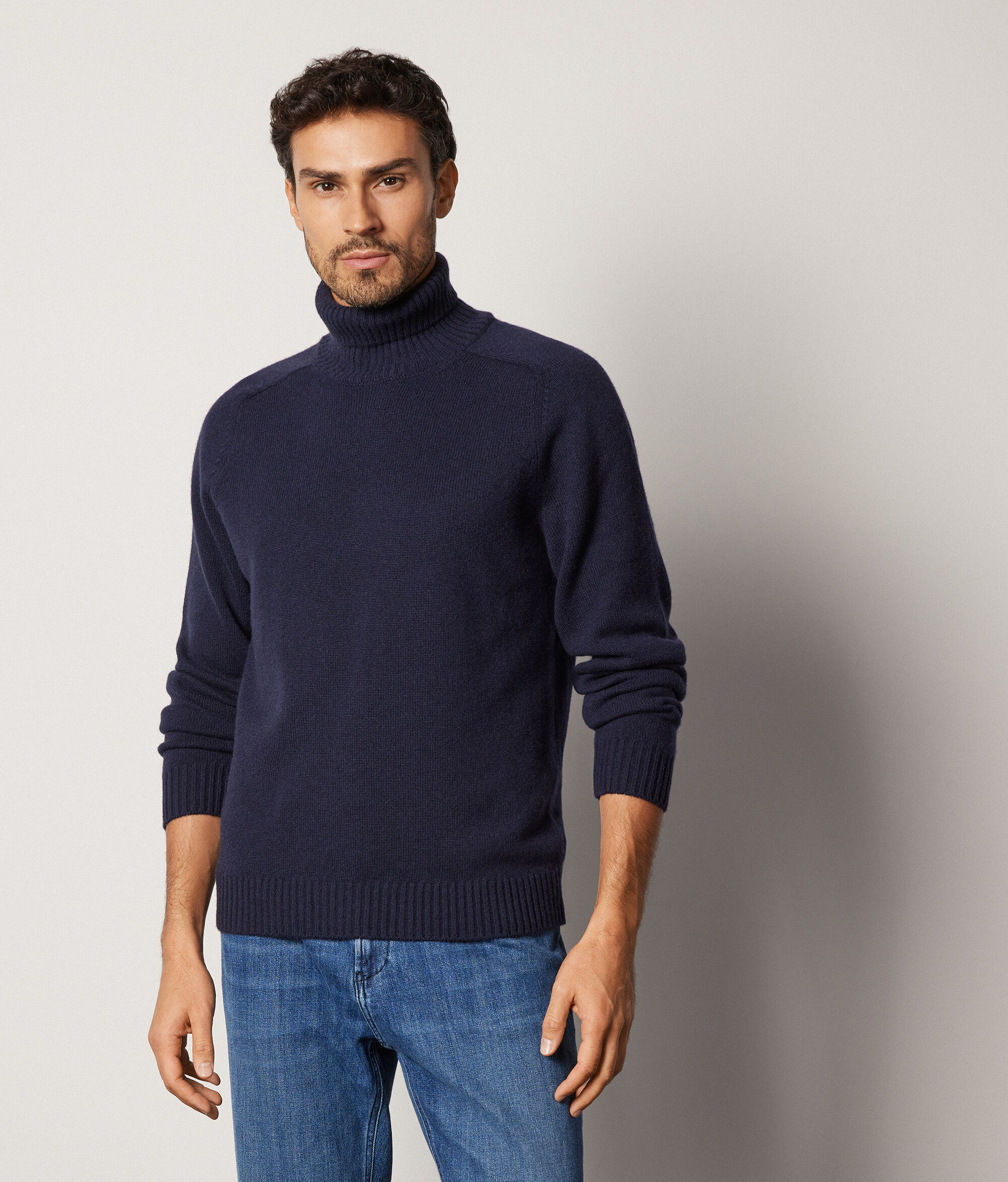Ultrasoft Cashmere Turtleneck
