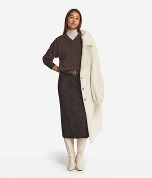 Pull à col V et emmanchures marteau en cachemire ultra-doux