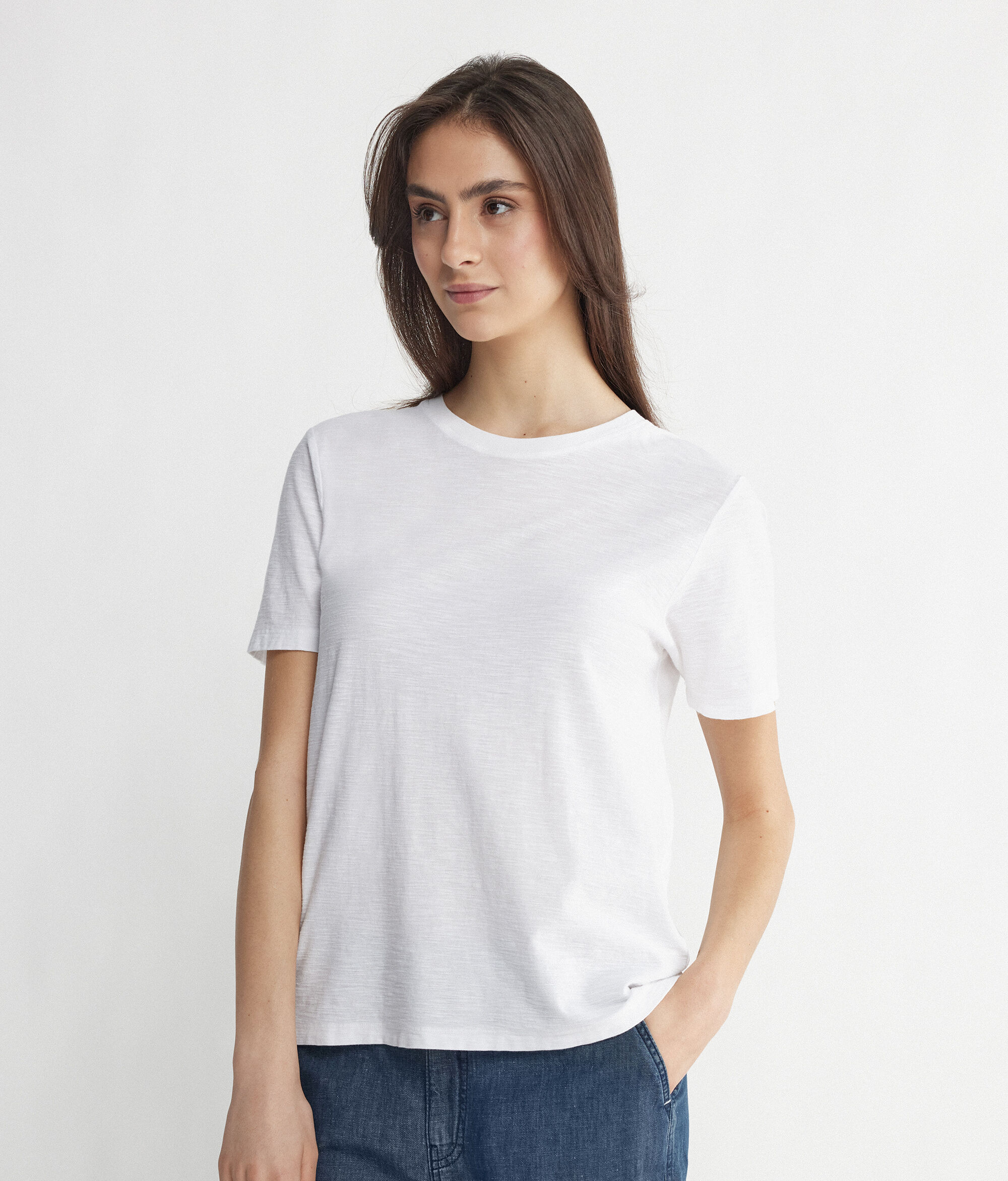 Camiseta con cuello redondo y manga corta de algodón
