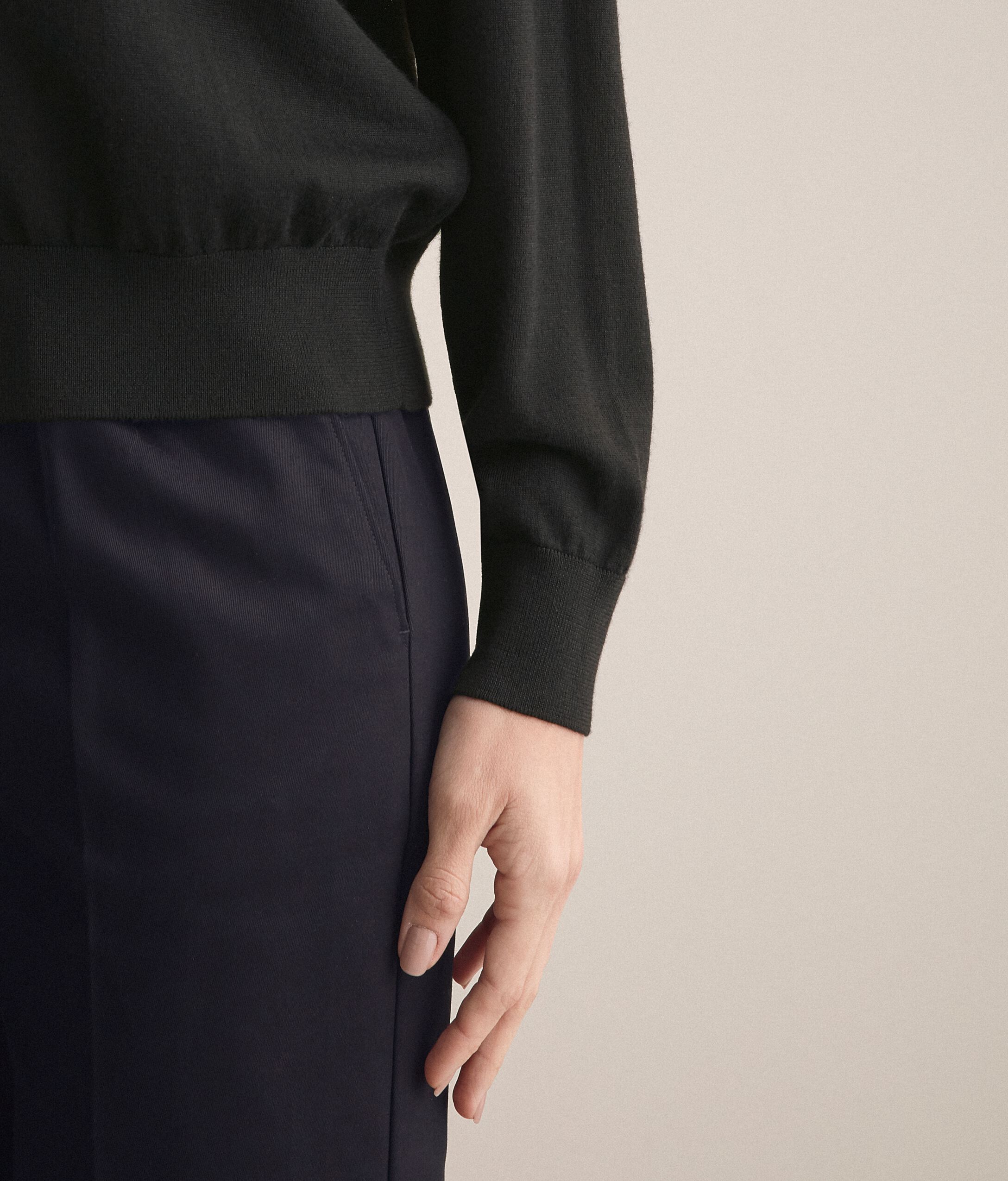 Ultrafine Cashmere V-Neck Sweater