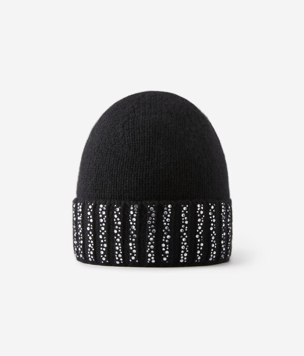 Шапка из кашемира со стразами