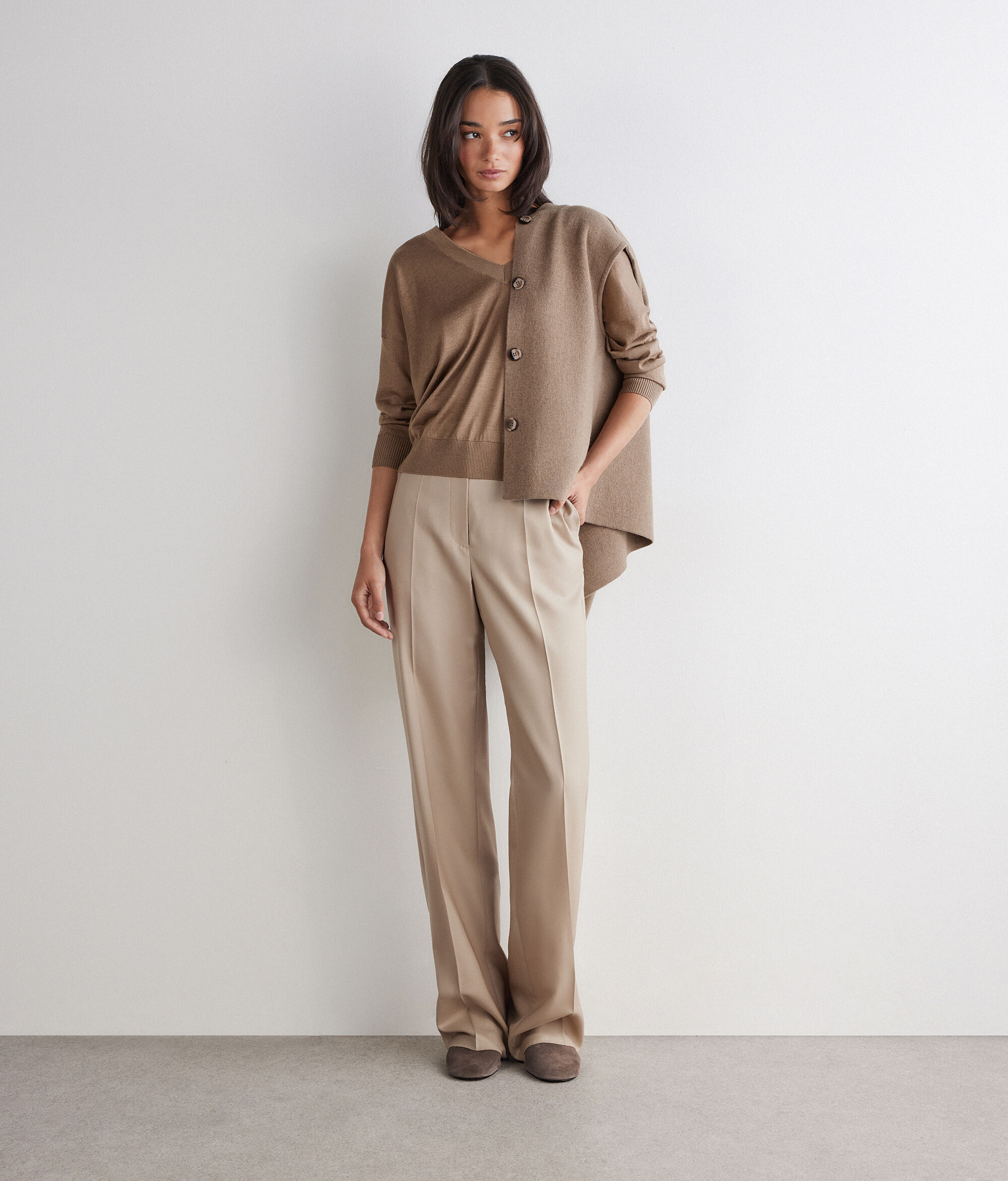 Maglia con doppio scollo a V Silkfine