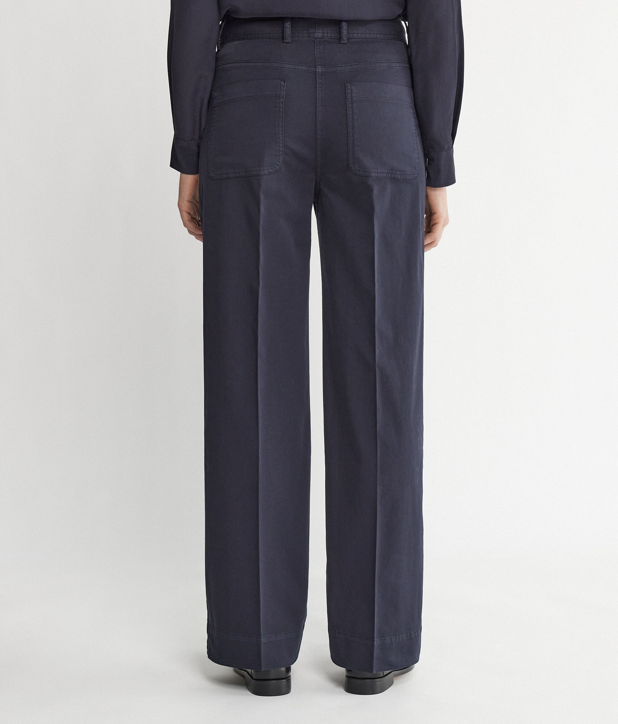 Pantalon à poches plaquées