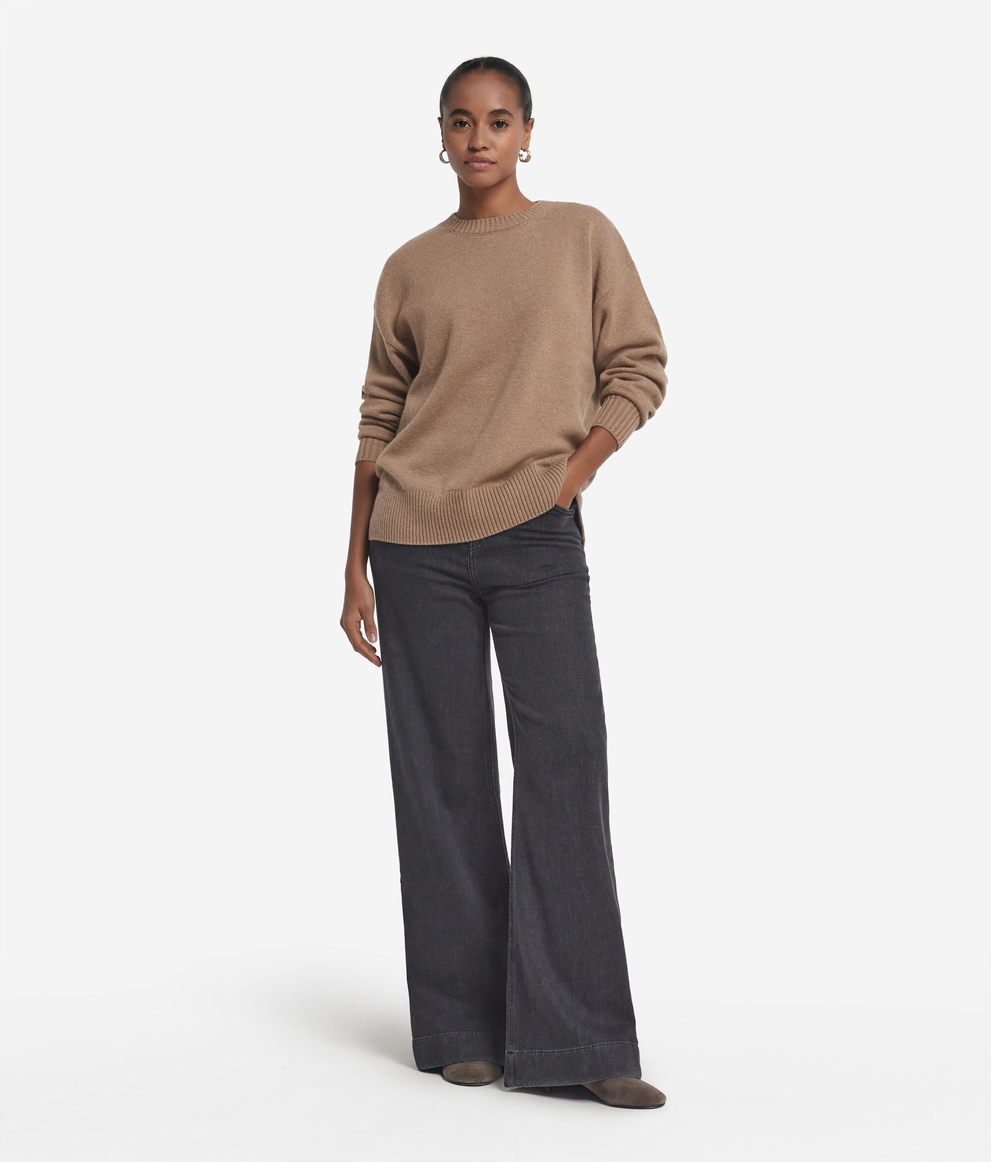 Jersey de cuello redondo con aberturas en cashmere ultrasoft