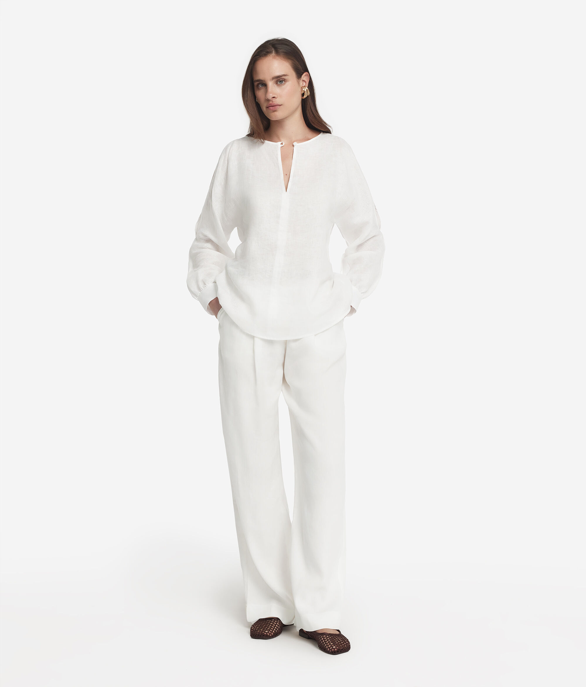 Chemise à épaules ajourées en lin