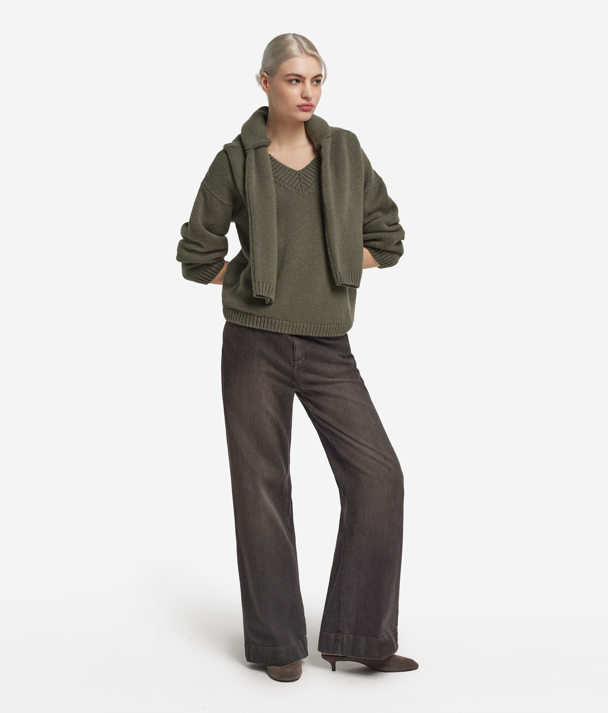 Maglia scollo a V in cashmere tricot