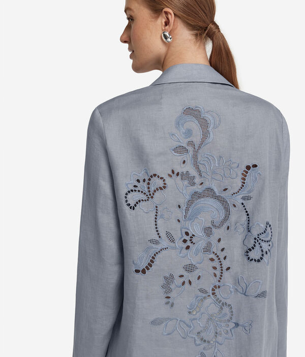 Жакет изо льна с вышивкой