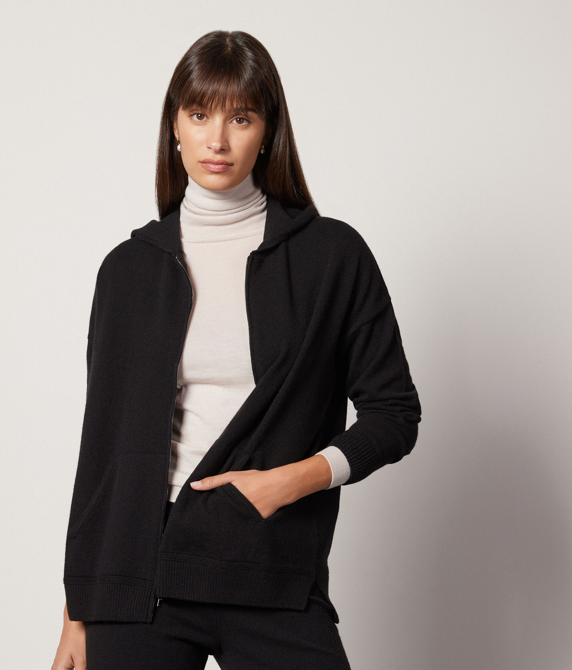 Hooded Ultrasoft Cashmere Sweatshirt