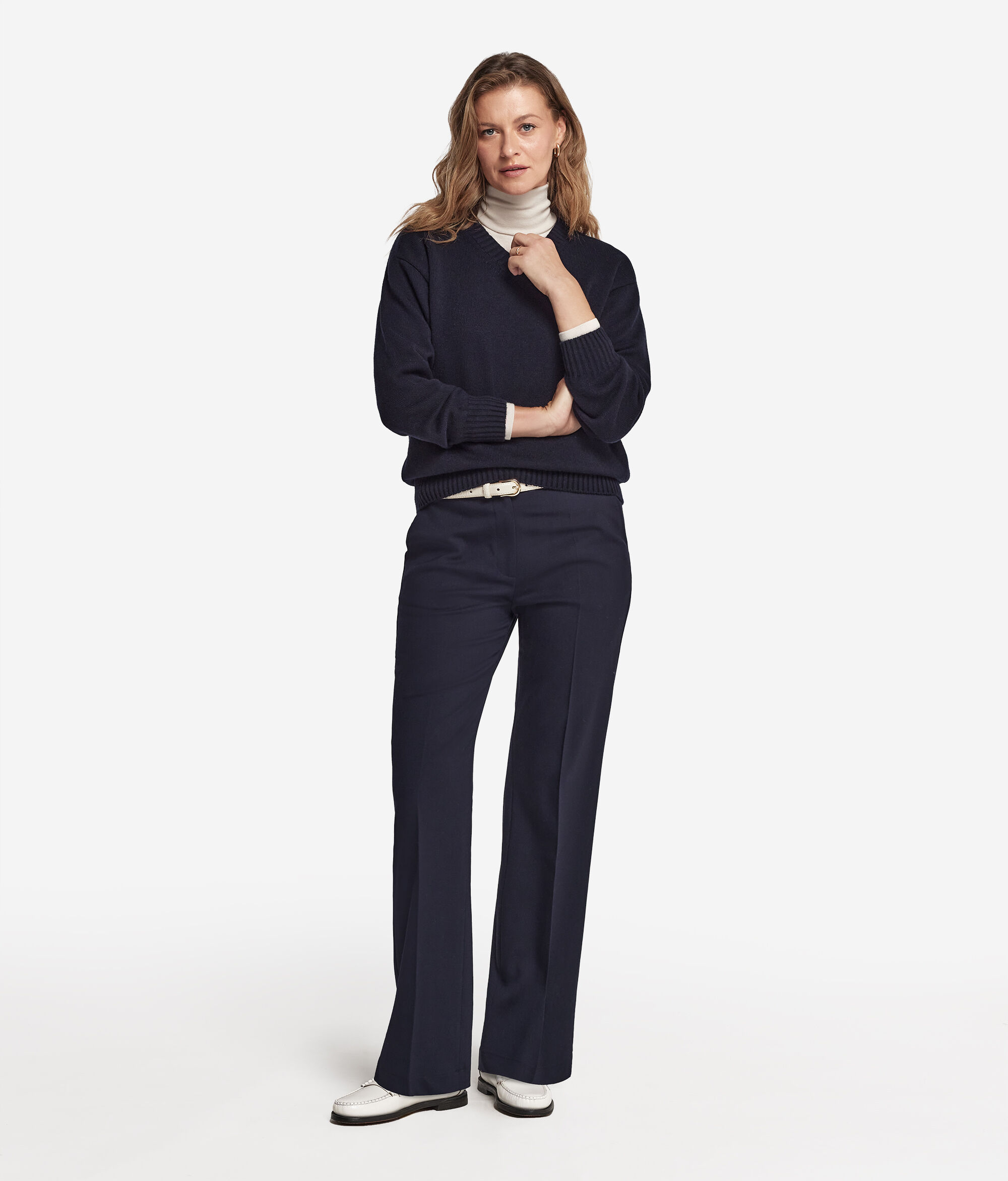 Ultrasoft Cashmere V-Neck Sweater with Set-in Sleeves