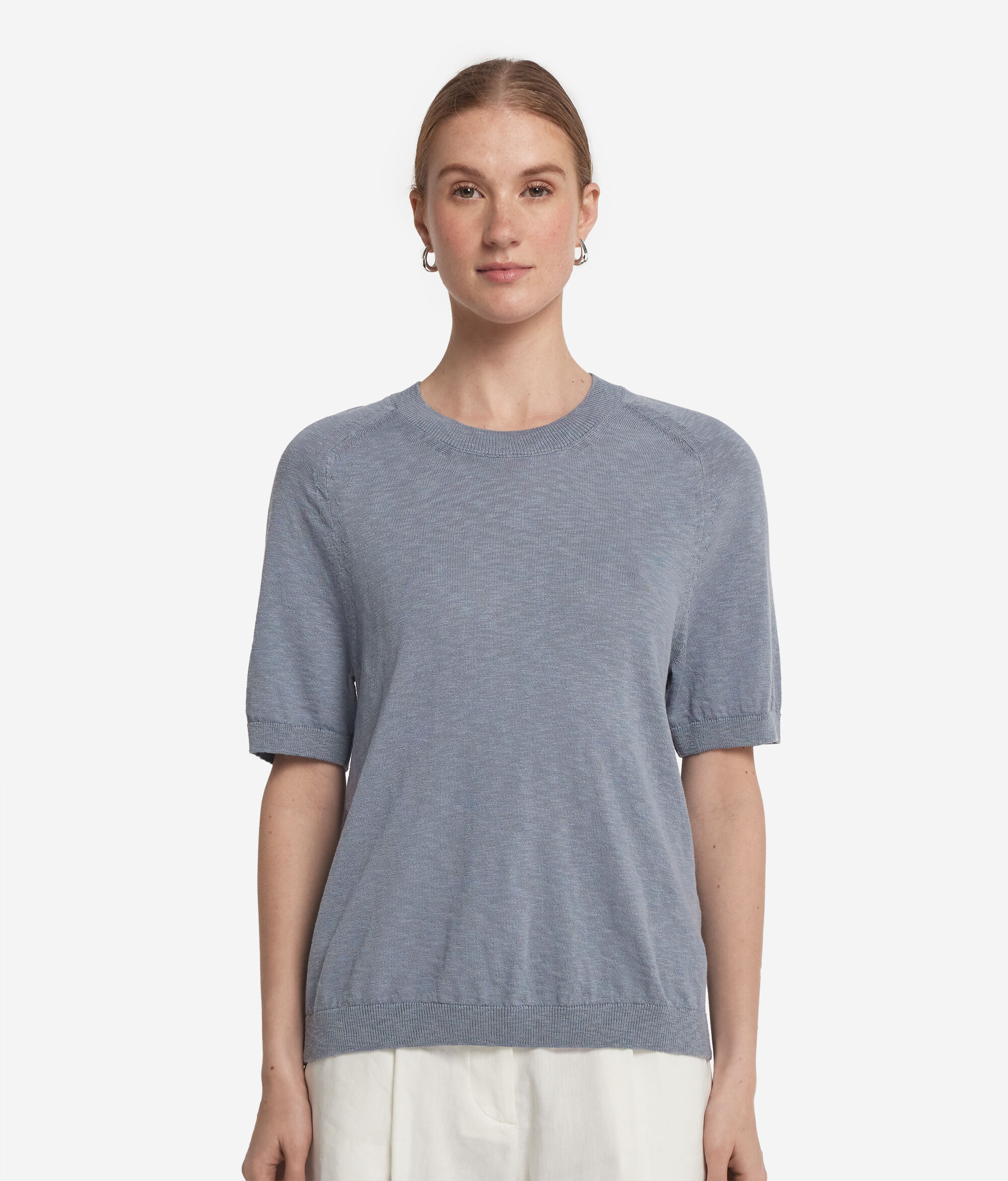 Tricou cu guler la baza gâtului Twist