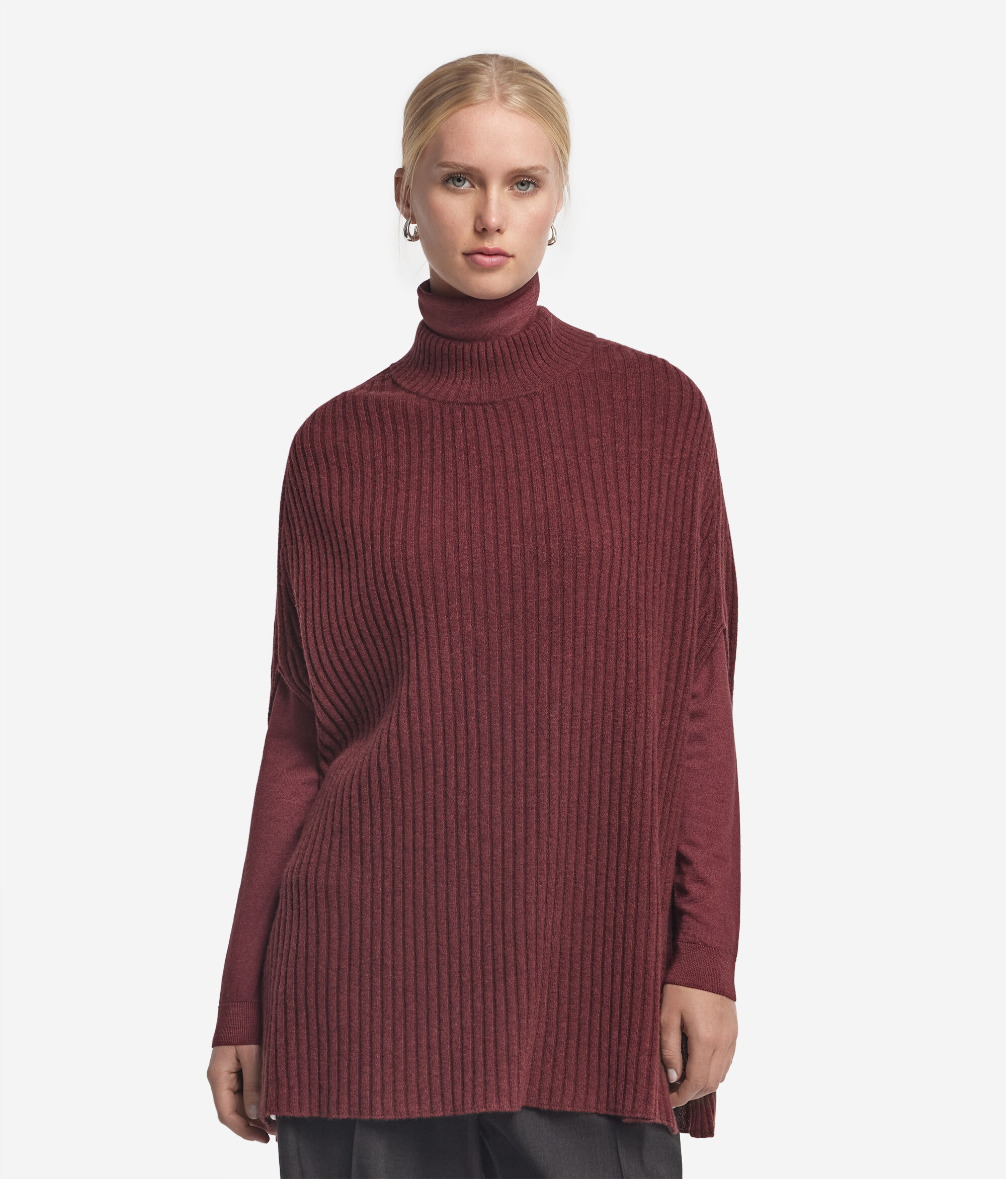 Накидка в рубчик из ультрамягкого кашемира