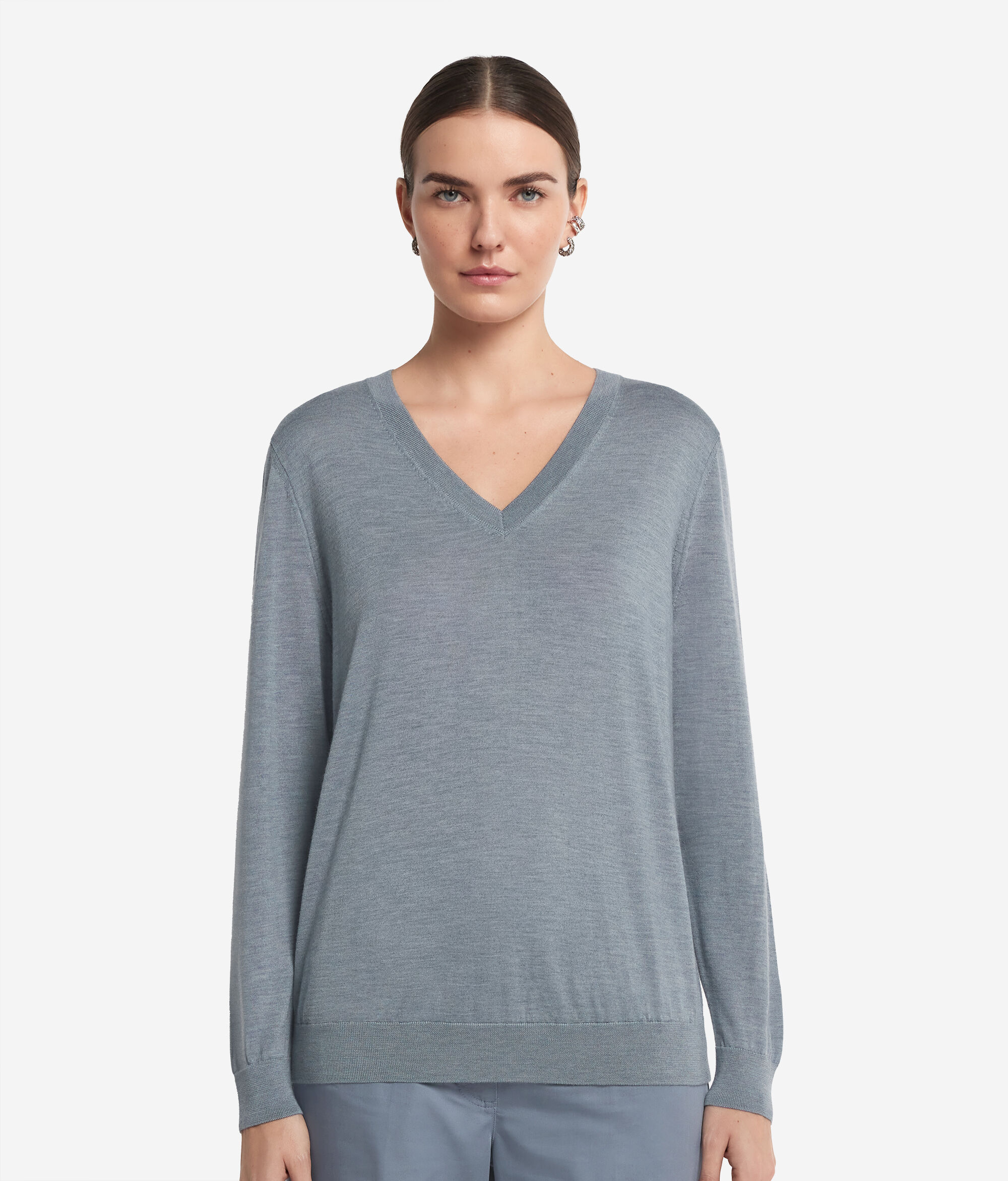 Jersey con cuello de pico de cashmere ultrafine