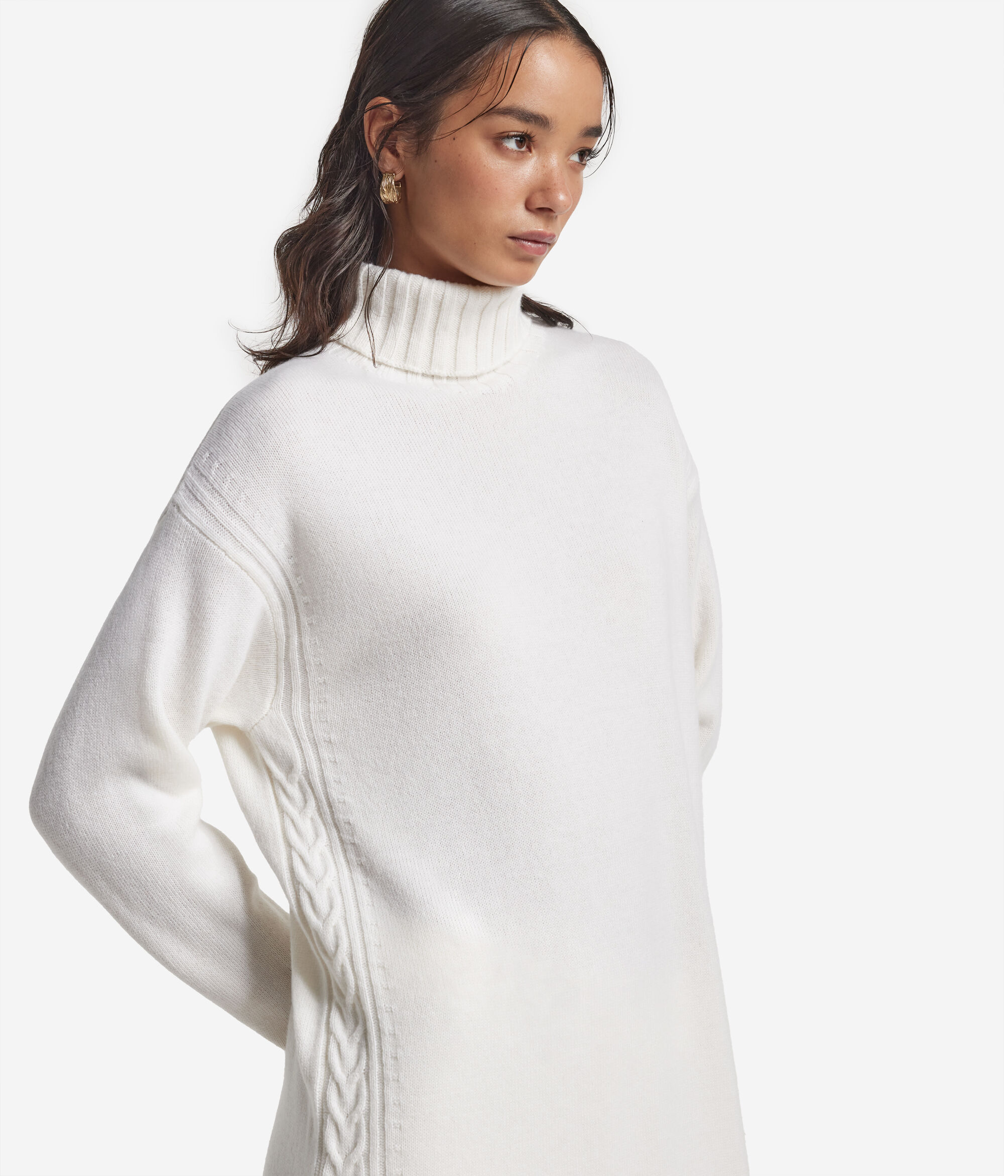 Ultrasoft Cashmere cable stitch dress