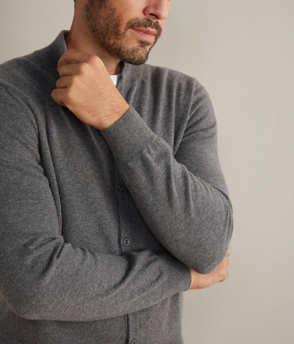 Cardigan in Cashmere Ultrasoft con Bottoni