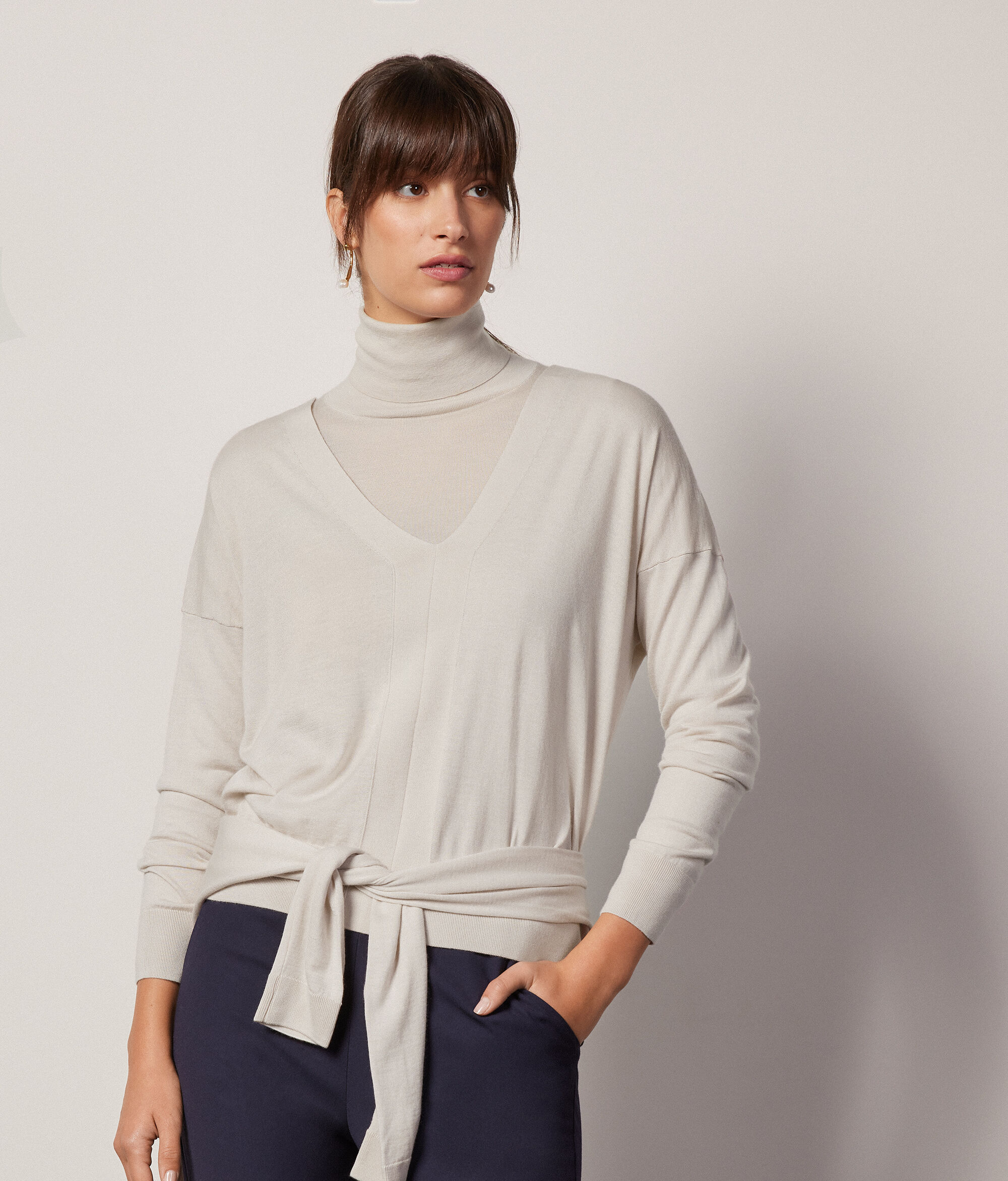 Jersei escot en punta Cashmere Ultrafine