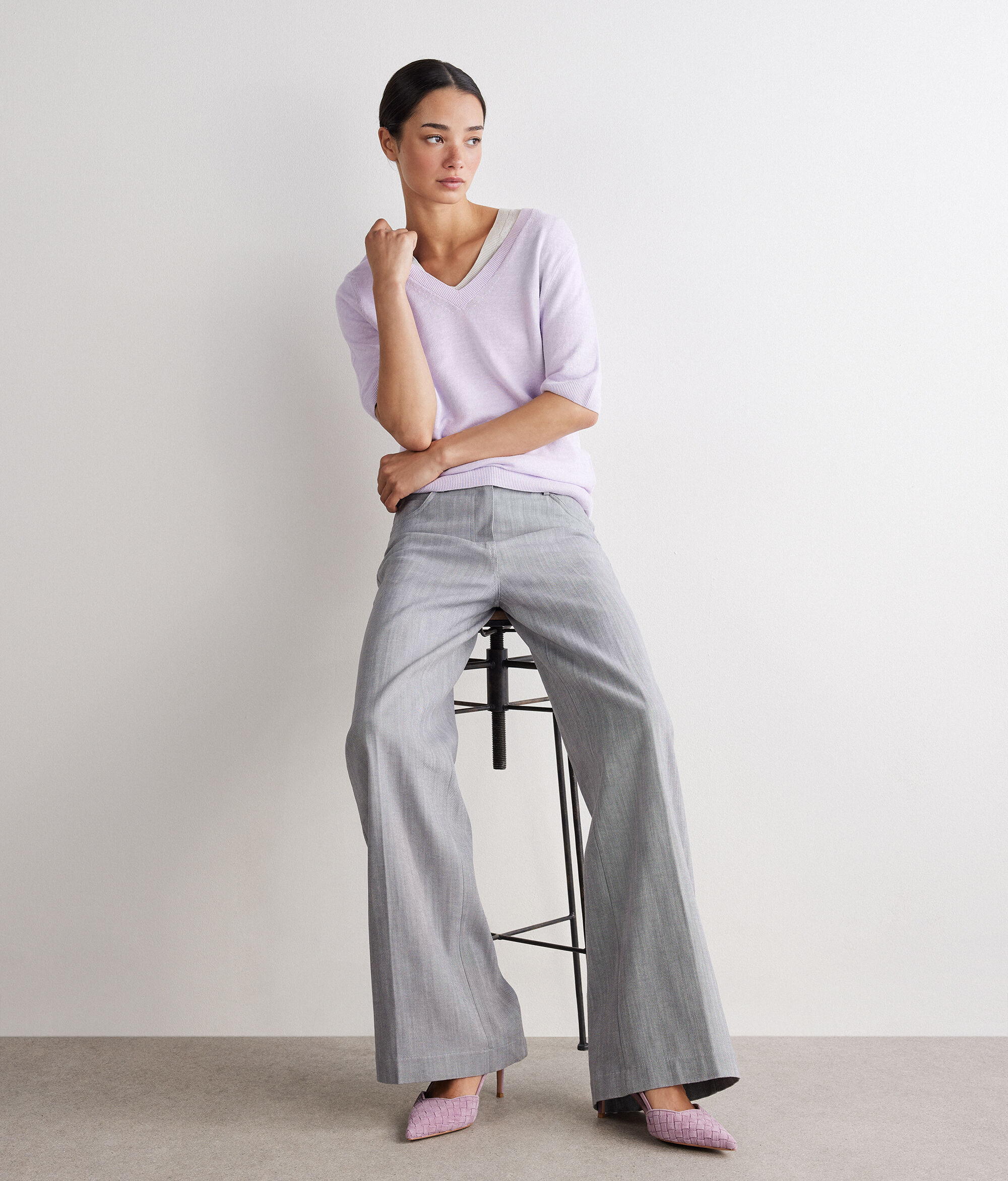 V Neck T-Shirt in Linen and Cotton