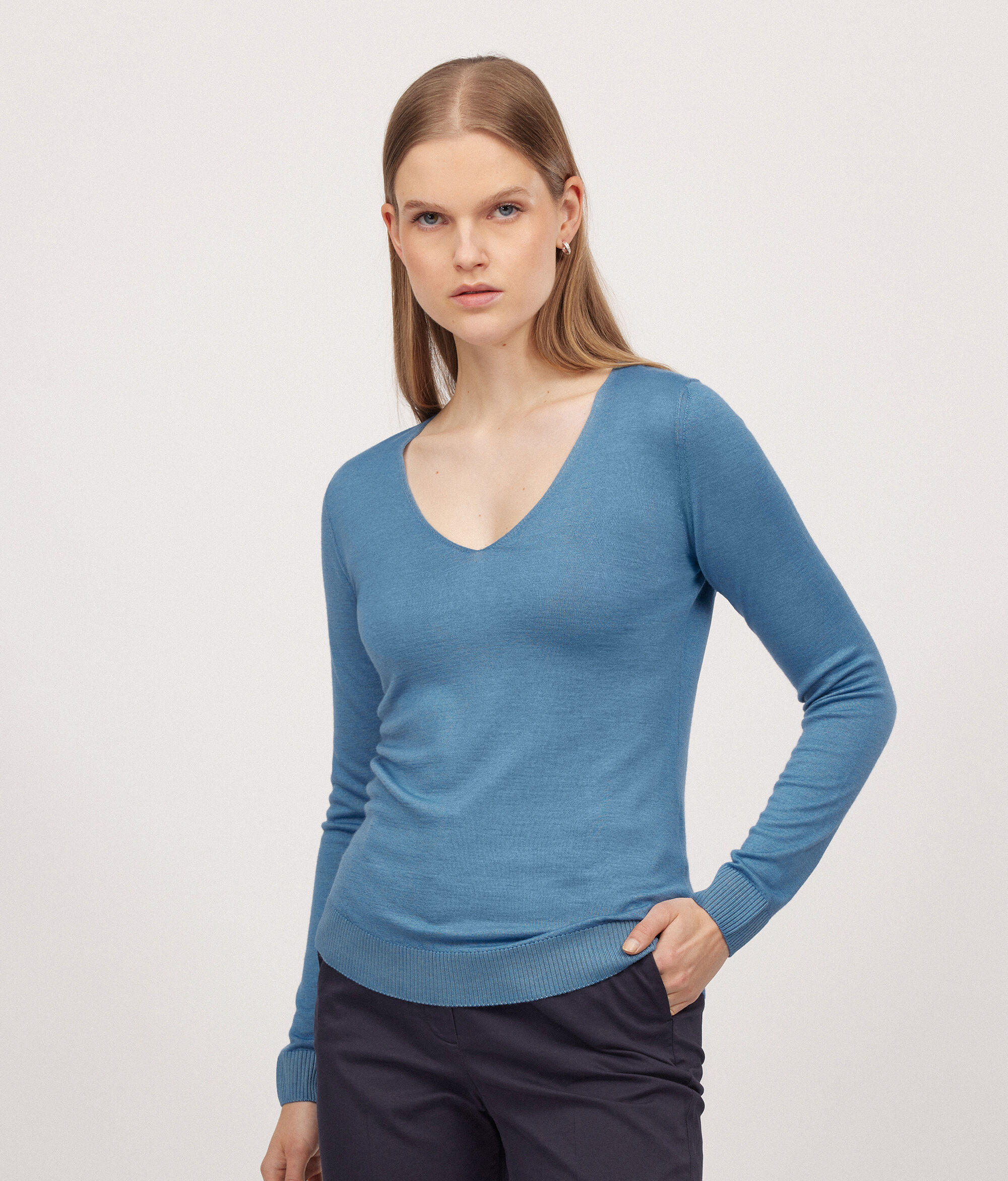 Jersey de hombro caído y cuello pico de mujer de Cashmere Ultrafine