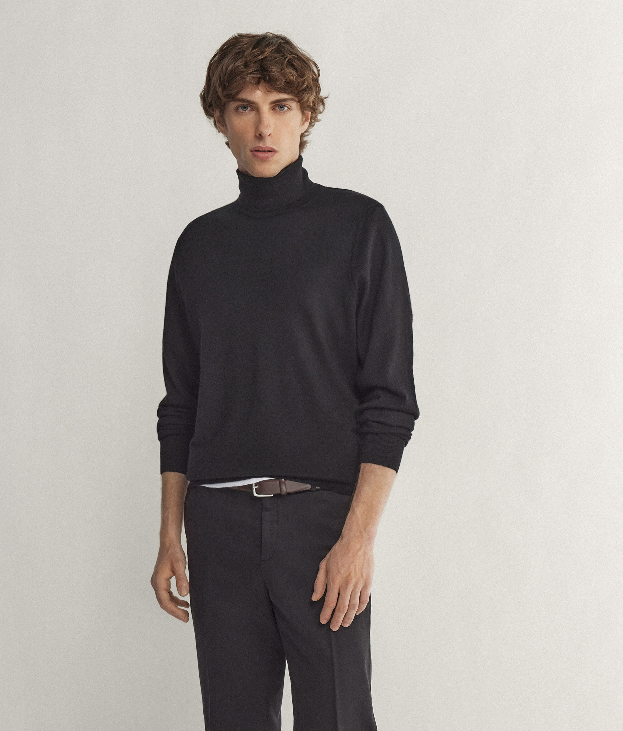 Ultrafine Cashmere Turtleneck Jumper