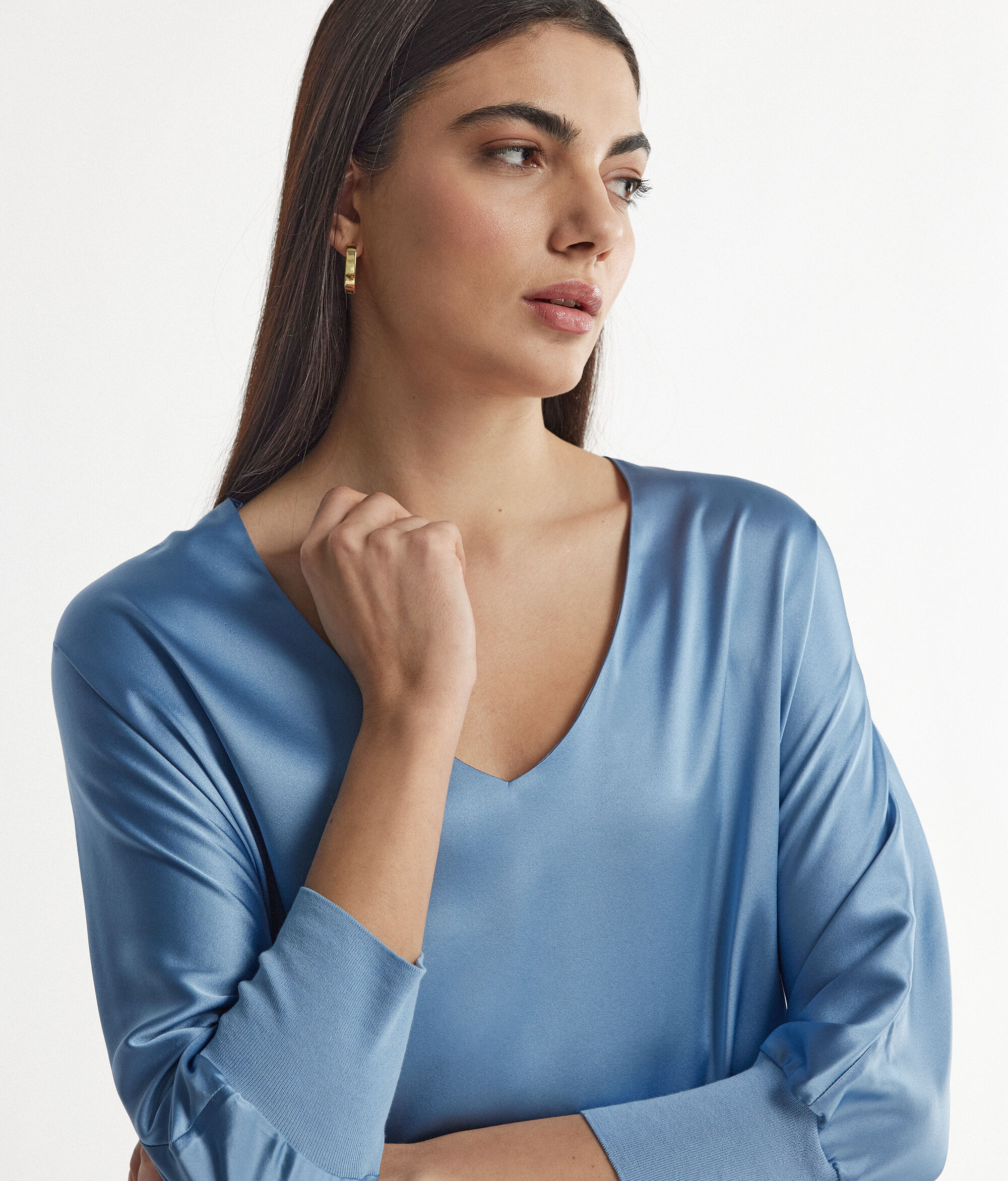 Blouse femme en soie à col en V