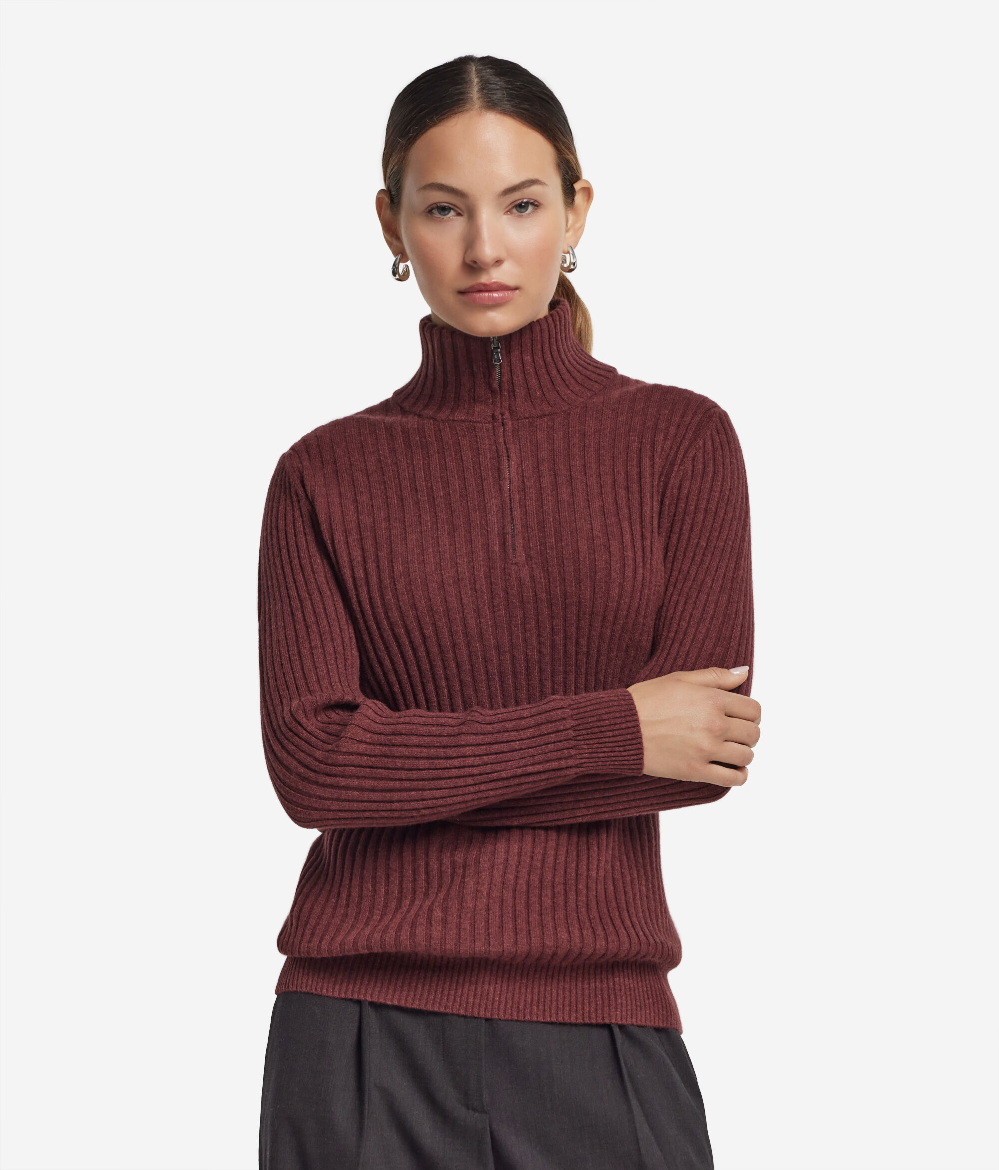 Джемпер с неразъёмной молнией из ультрамягкого кашемира в рубчик