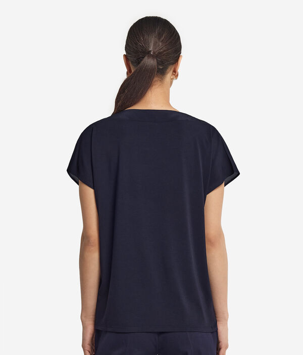 Блуза из шелка и модала