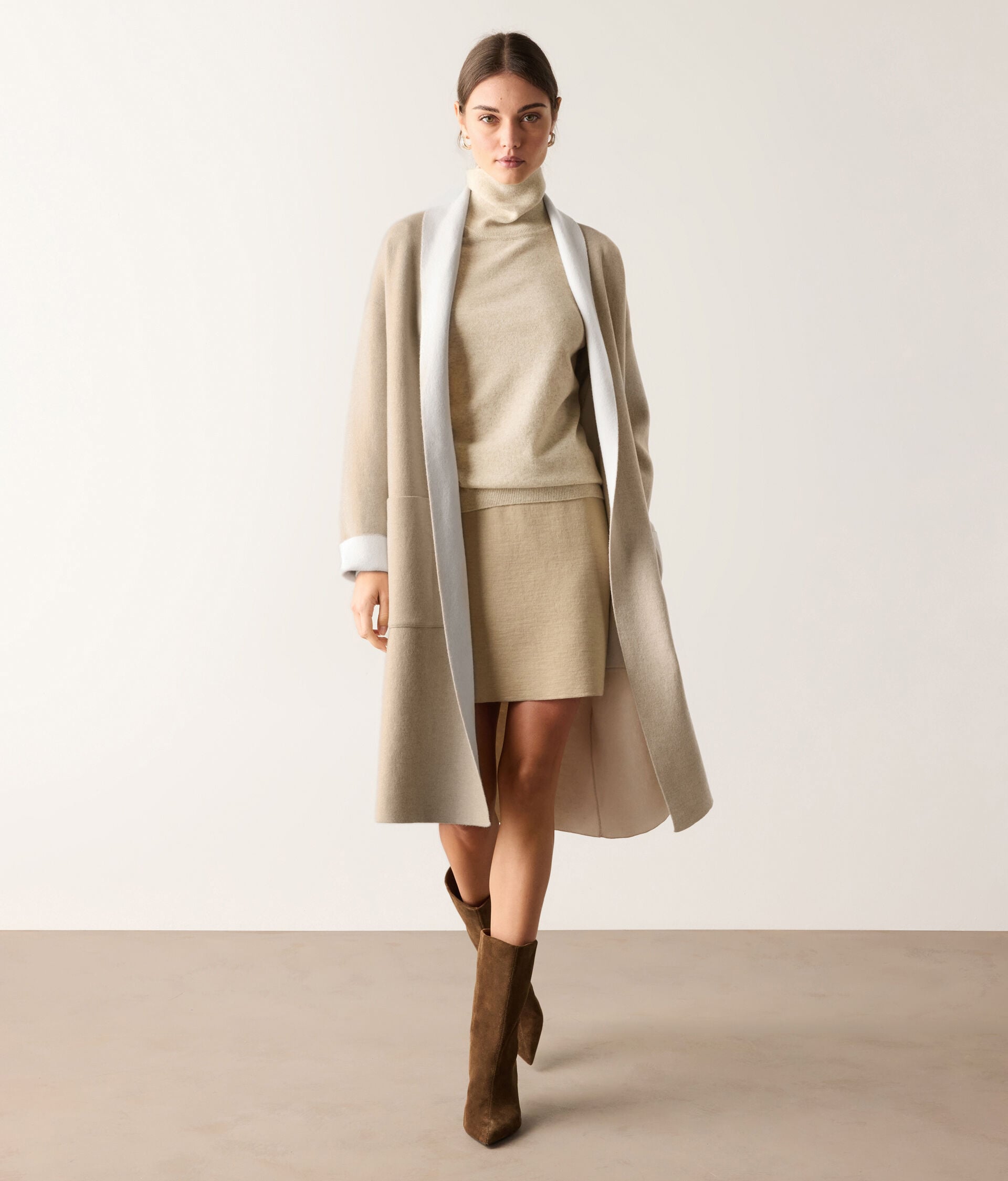 Reversible cashmere coat