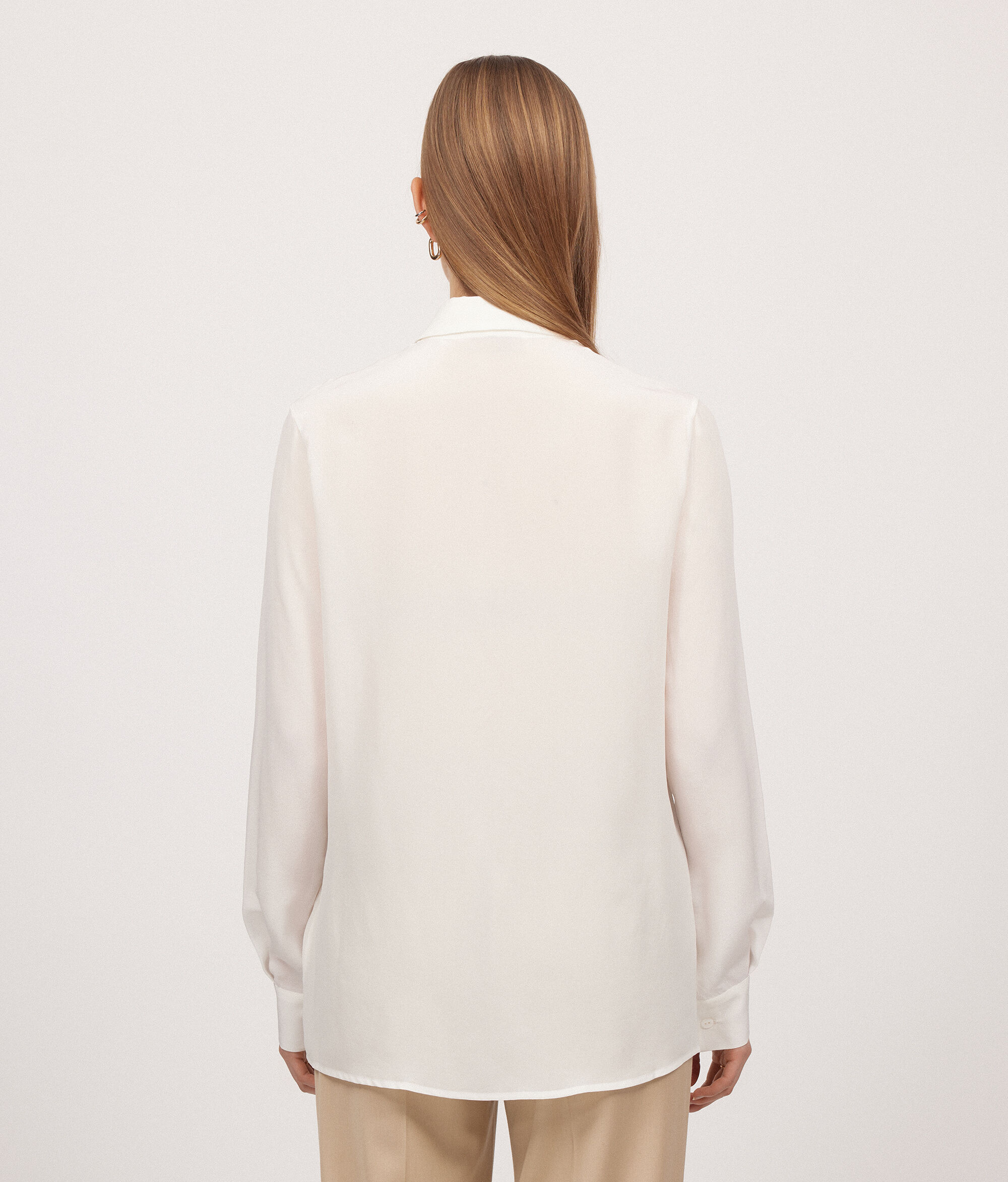 Блуза из шелка