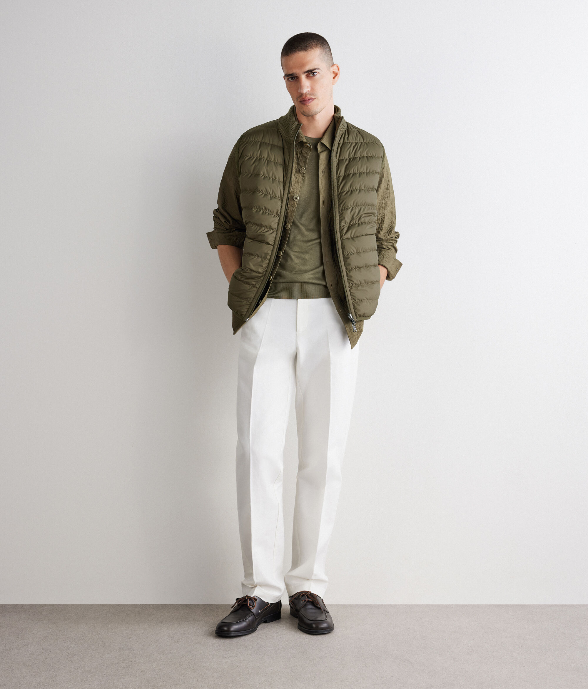 マット リバーシブル ダウンベスト