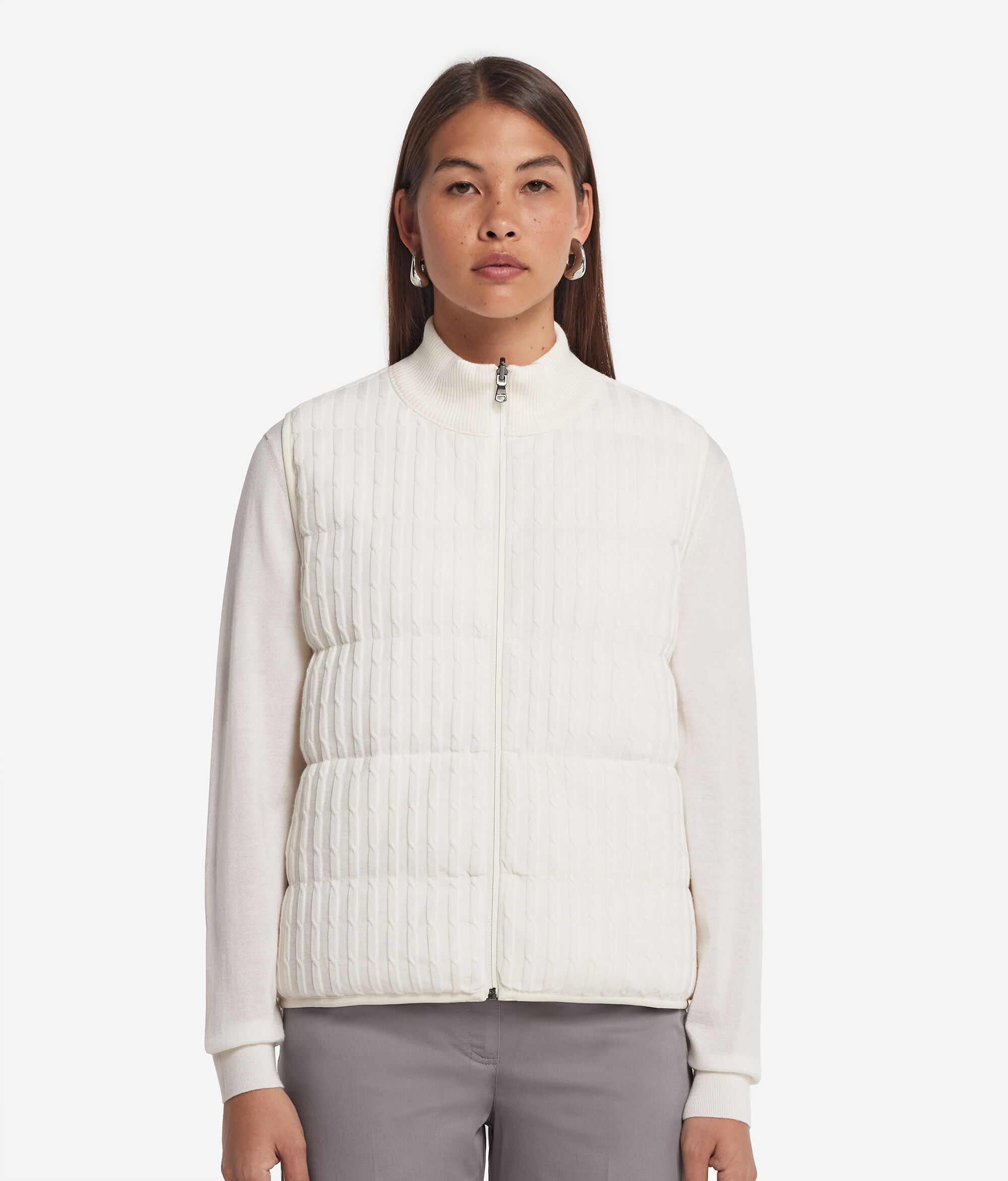 Reversible Cashmere Cable-Knit Sleeveless Short Quilted Jacket