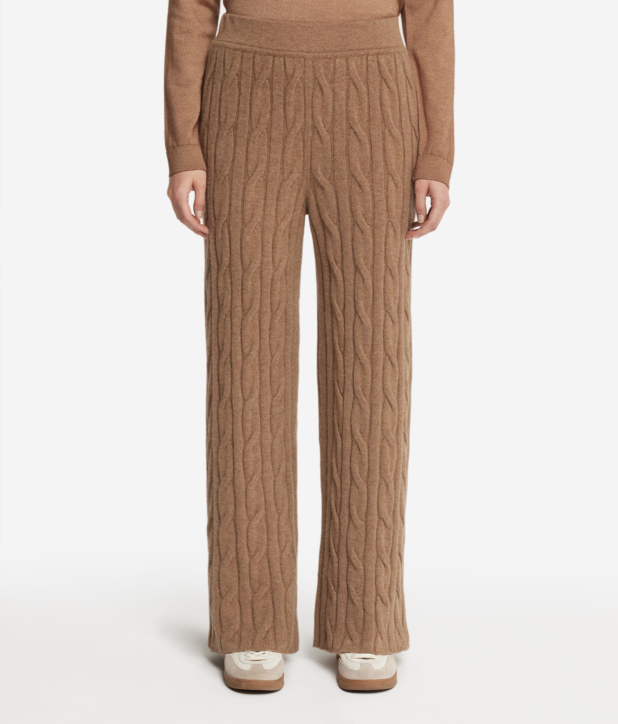 Брюки из ультрамягкого кашемира с косами