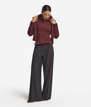 Jersey de punto canalé con media cremallera en cashmere ultrasoft