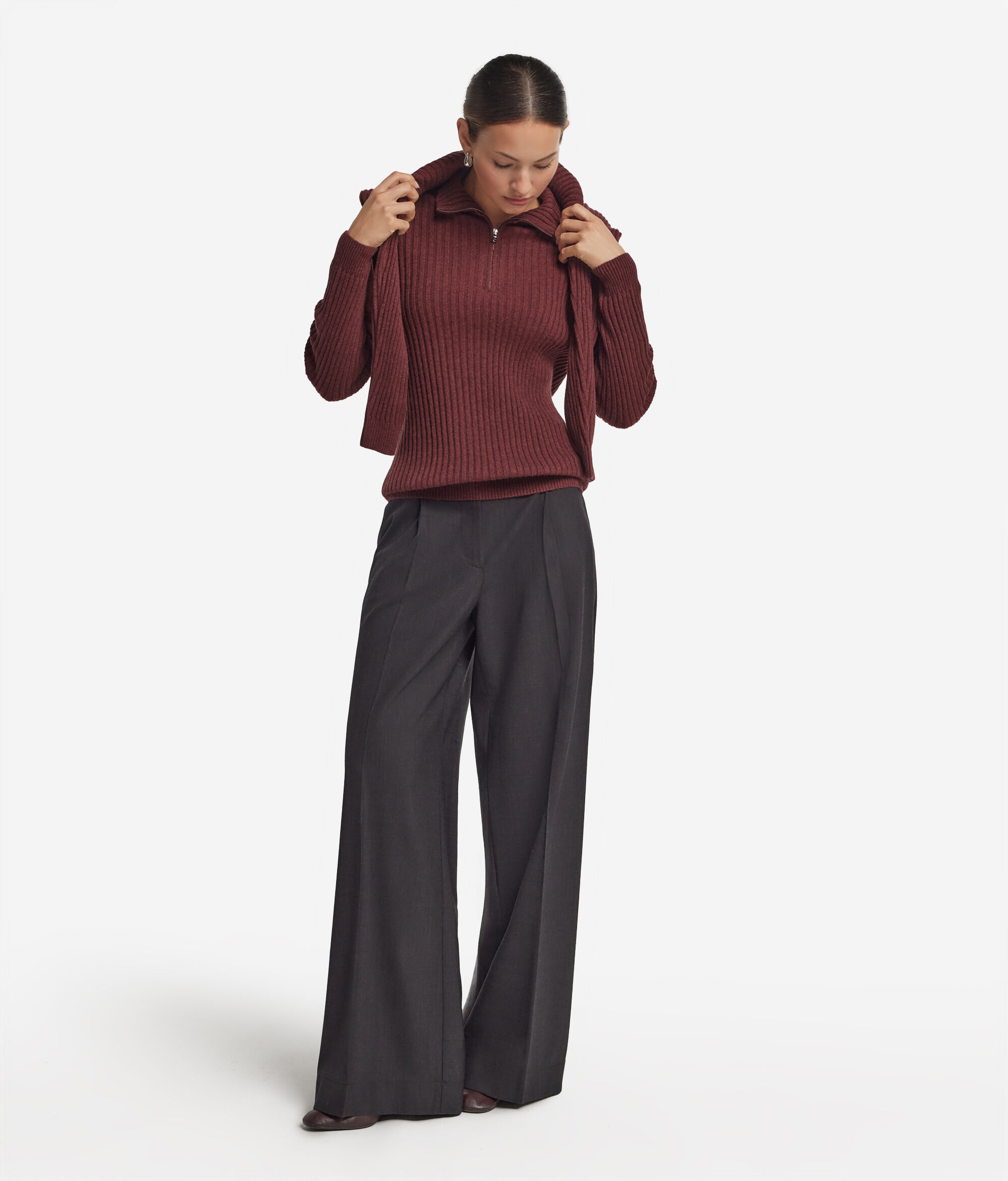 Джемпер с неразъёмной молнией из ультрамягкого кашемира в рубчик