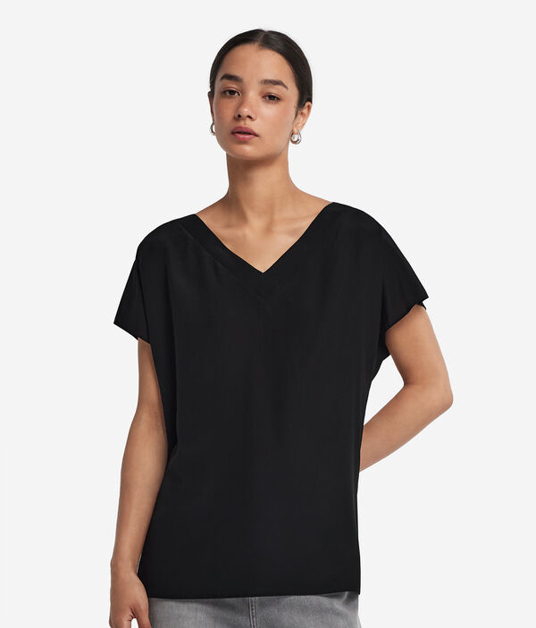 Блуза из шелка и модала