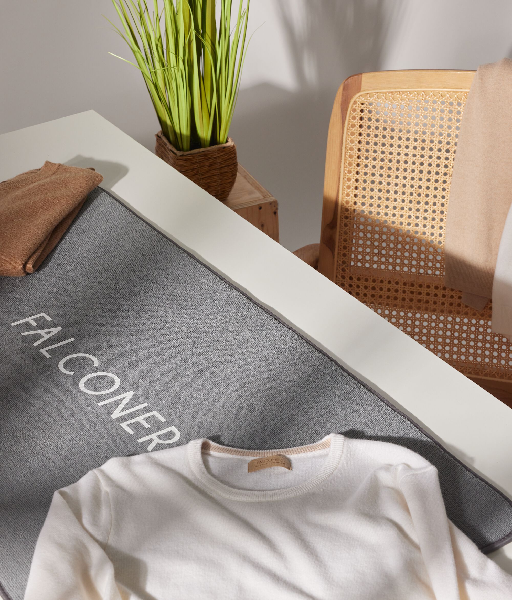 Serviette de séchage pour pulls